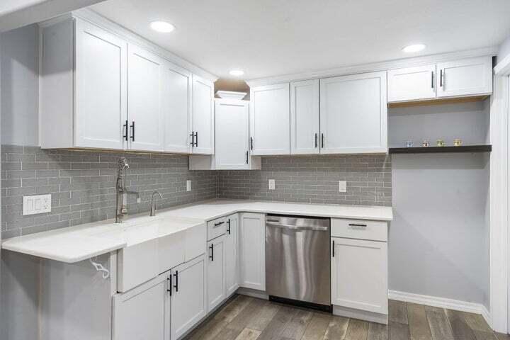 622 Lake Shore Drive Property Photo 9