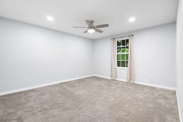 622 Lake Shore Drive Property Photo 19