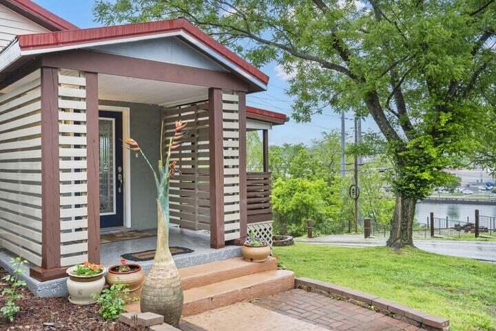 622 Lake Shore Drive Property Photo 35
