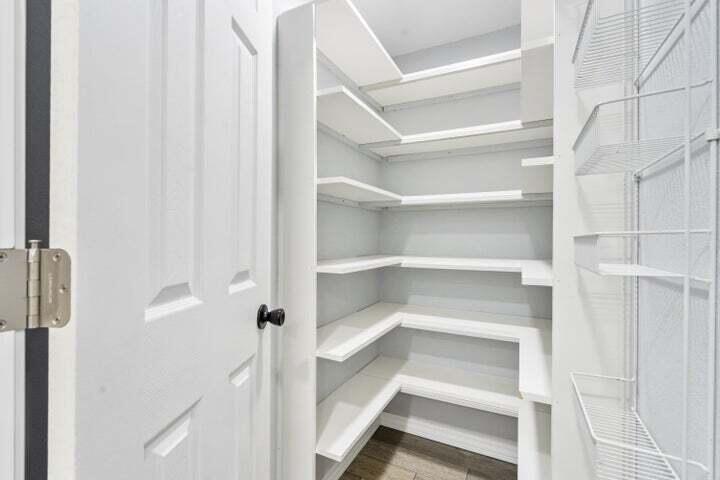 622 Lake Shore Drive Property Photo 38