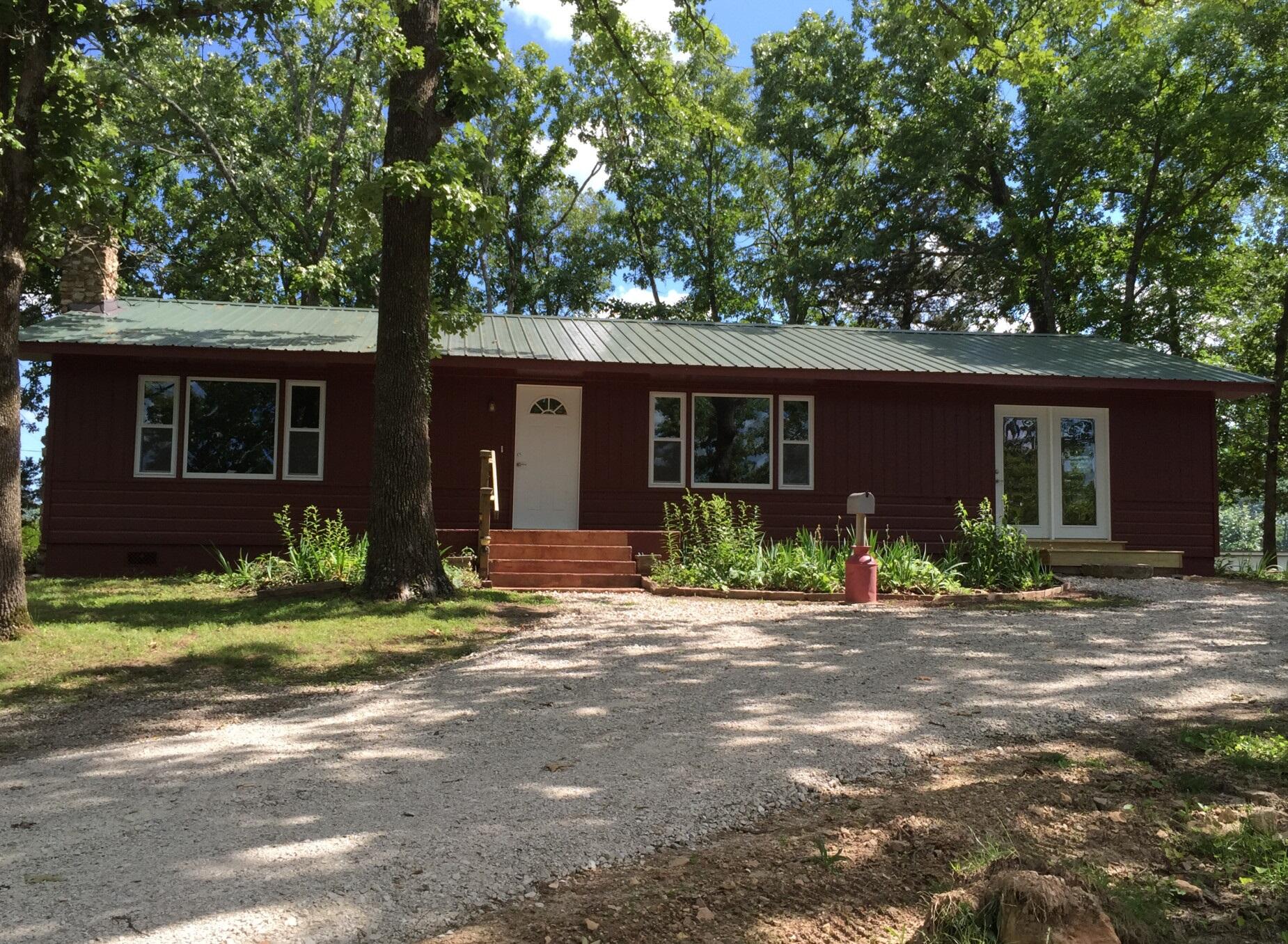 462 Campbell Point Road Property Photo 3