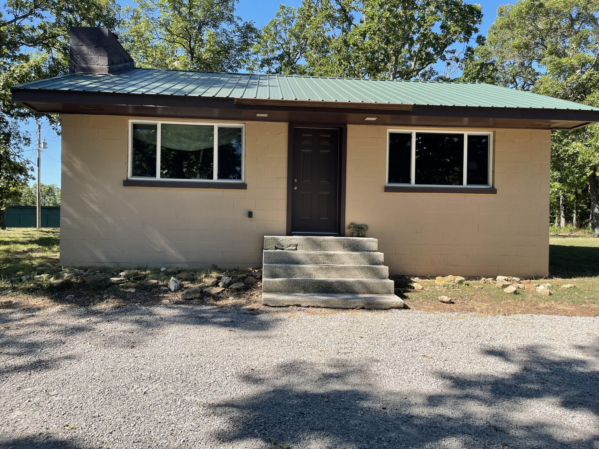 462 Campbell Point Road Property Photo 8