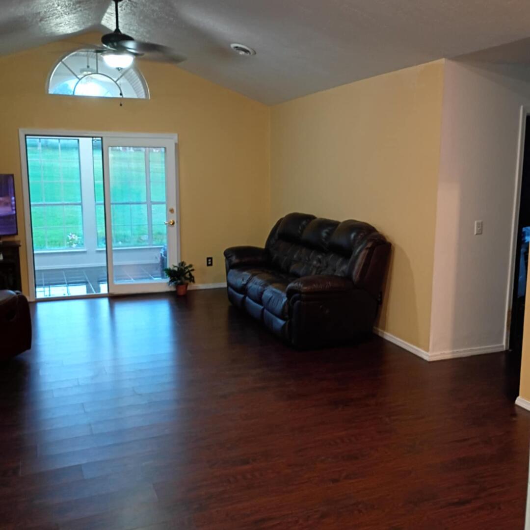 315 Buckingham Drive Property Photo 8