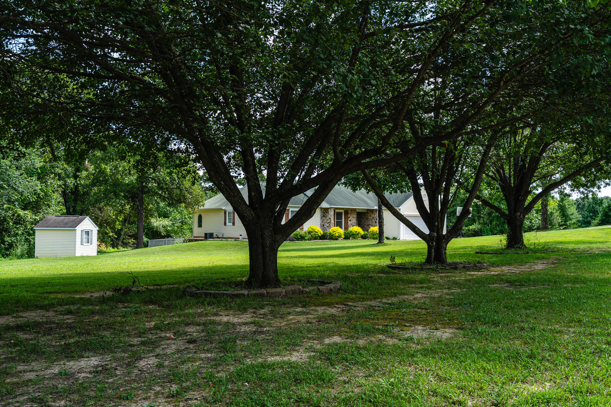 9632 Private Road 8610 Property Photo 4