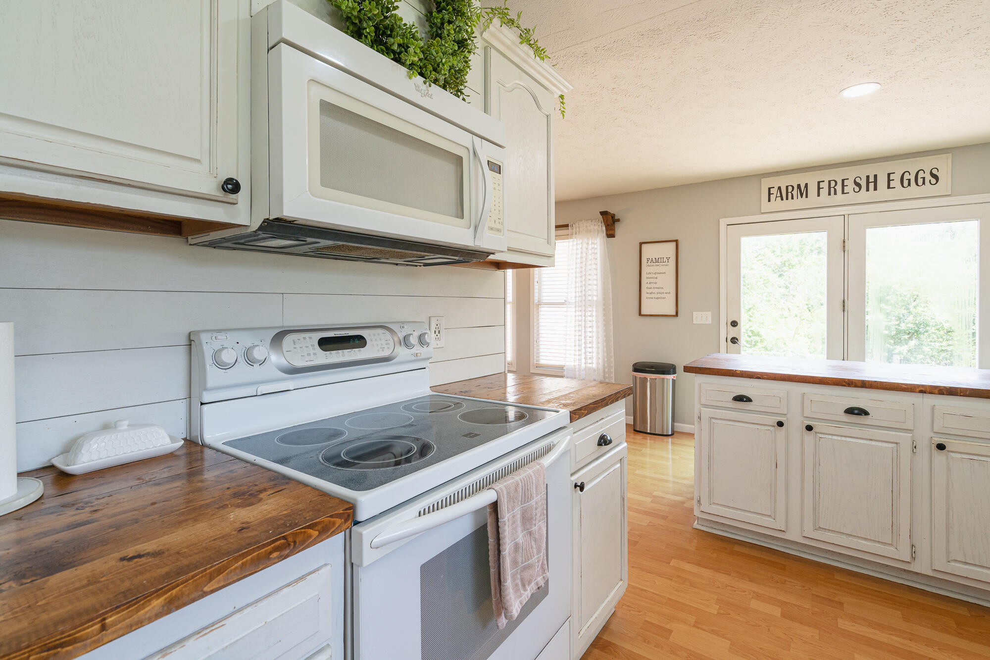 9632 Private Road 8610 Property Photo 25