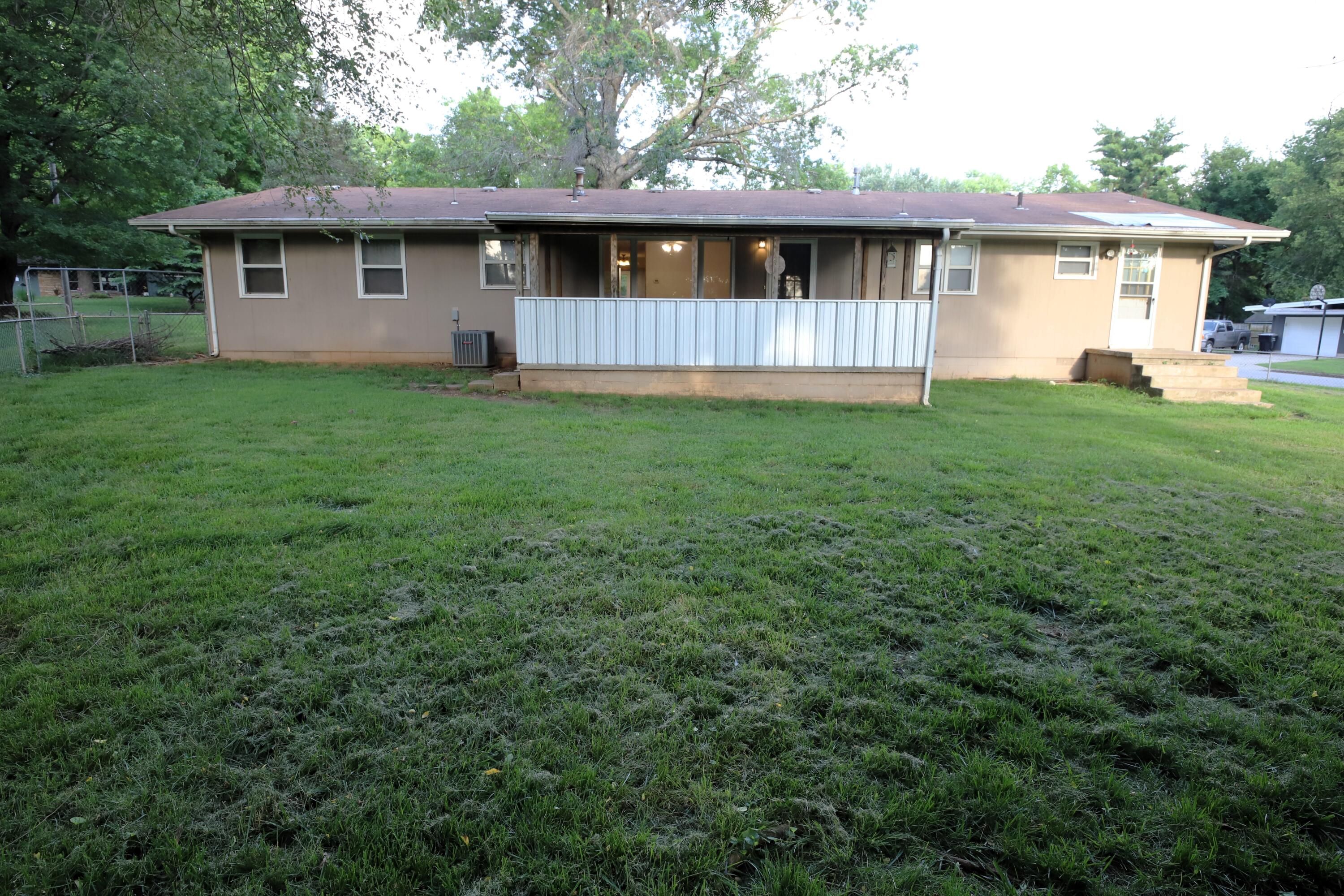 1653 South Ferguson Avenue Property Photo 2