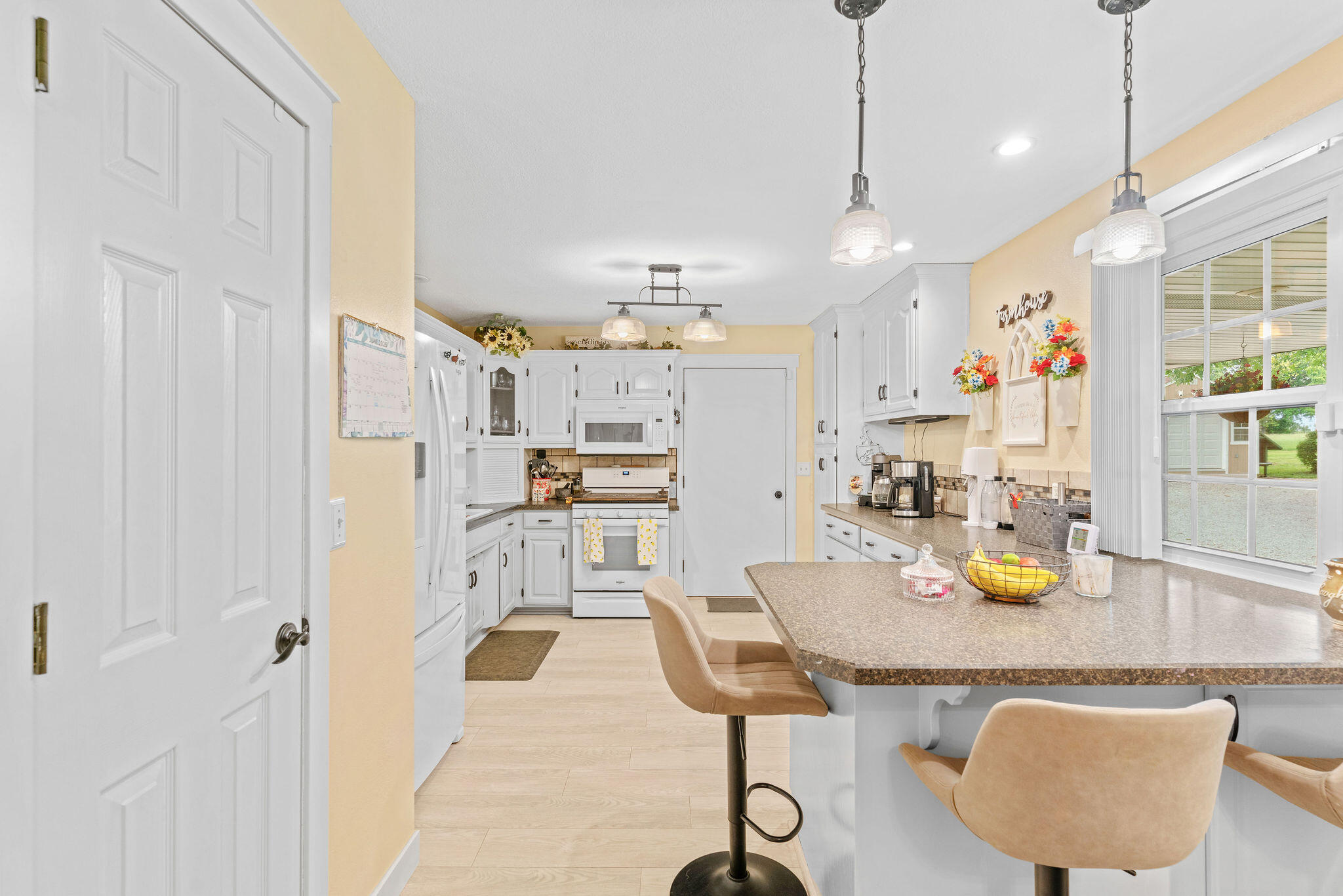 1850 East Farm Road 88 Property Photo 18
