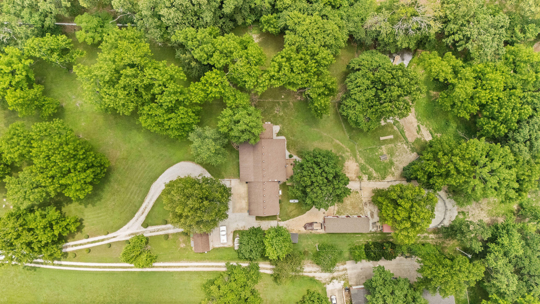 1850 East Farm Road 88 Property Photo 56
