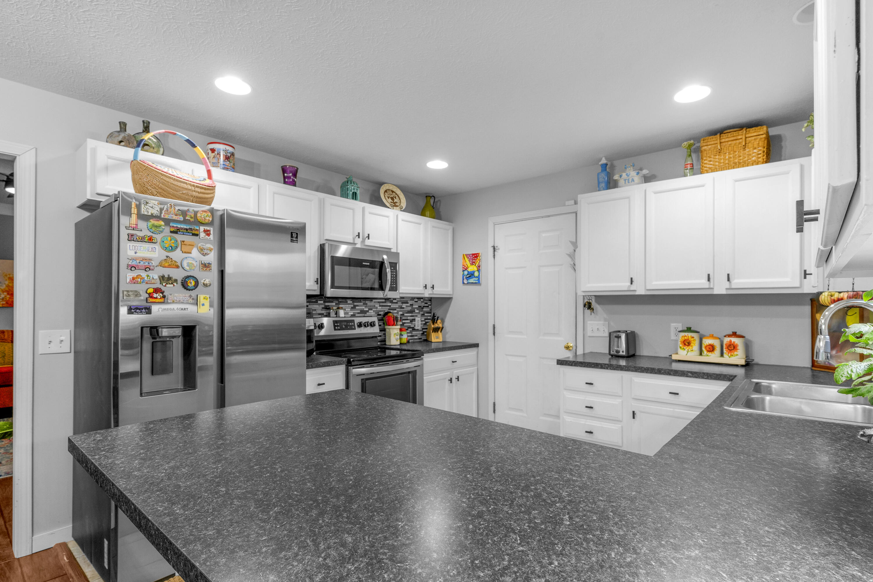 676 East Gallup Hill Road Property Photo 15