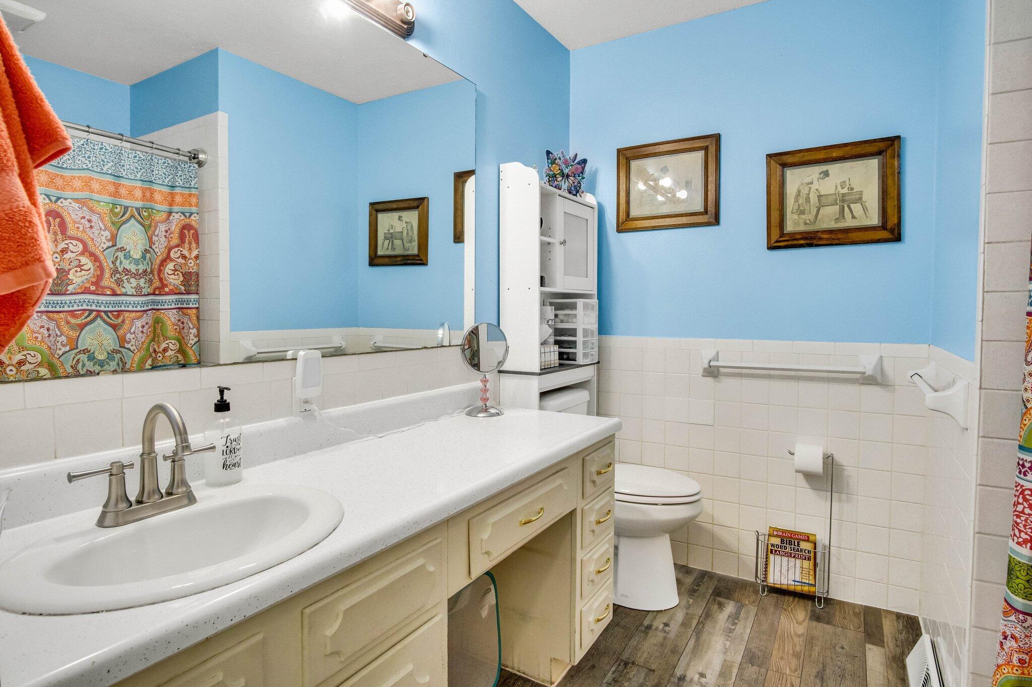 4045 South Broadway Avenue Property Photo 14