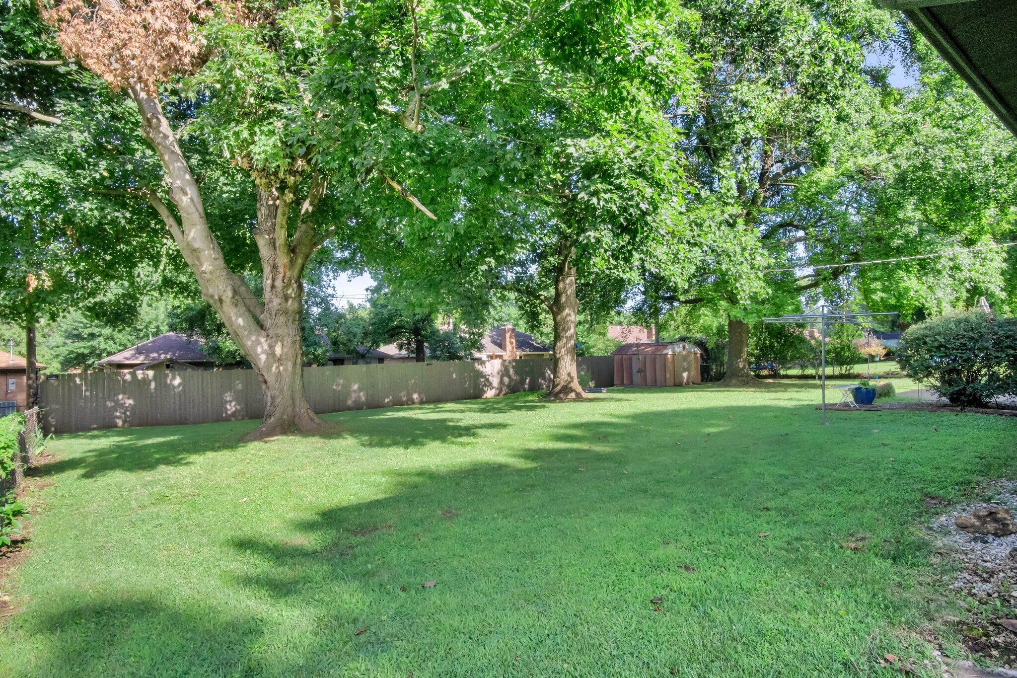 4045 South Broadway Avenue Property Photo 15