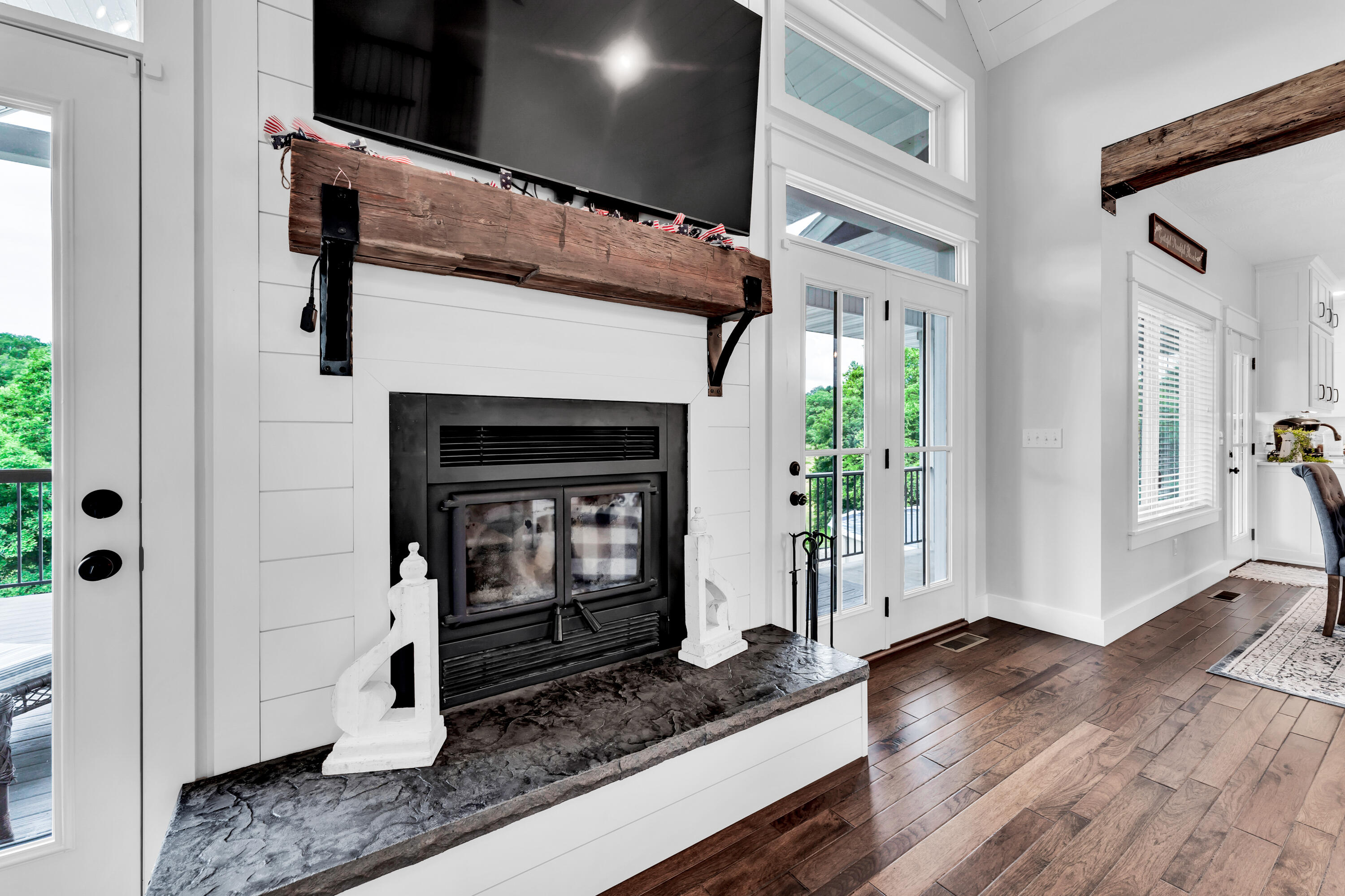 155 Cedar Springs Avenue Property Photo 24