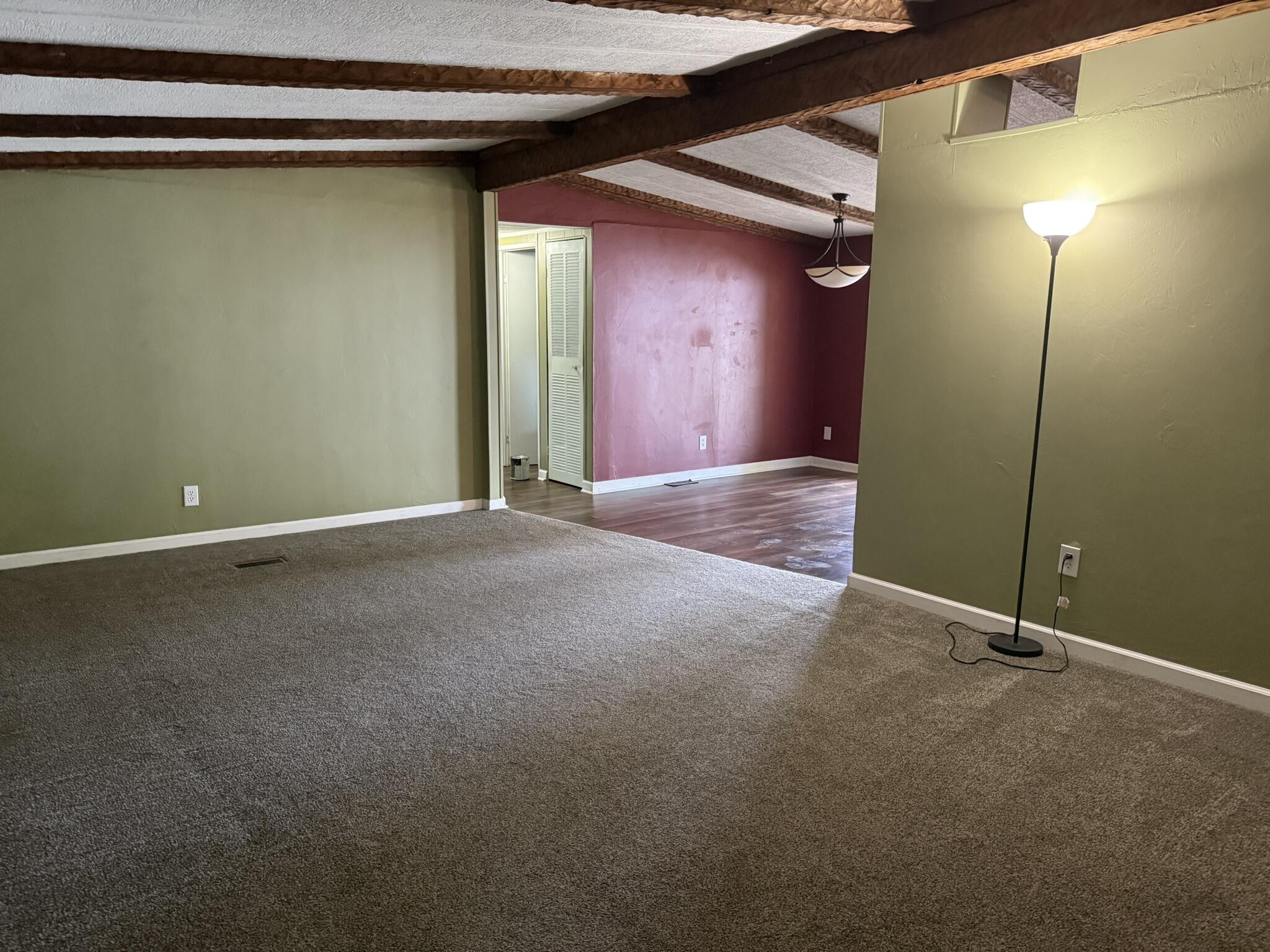 2105 Highway M Property Photo 4