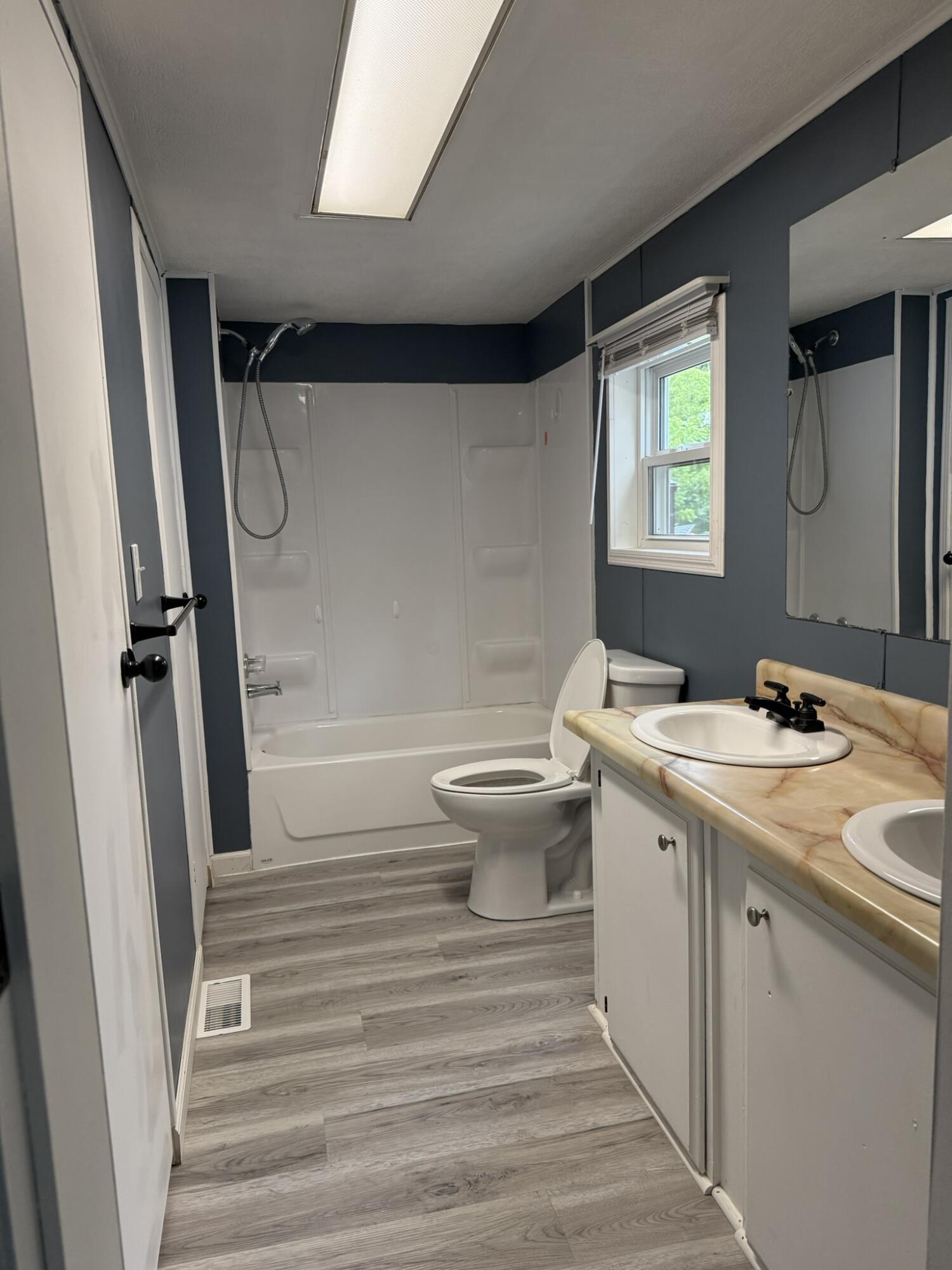 2105 Highway M Property Photo 17