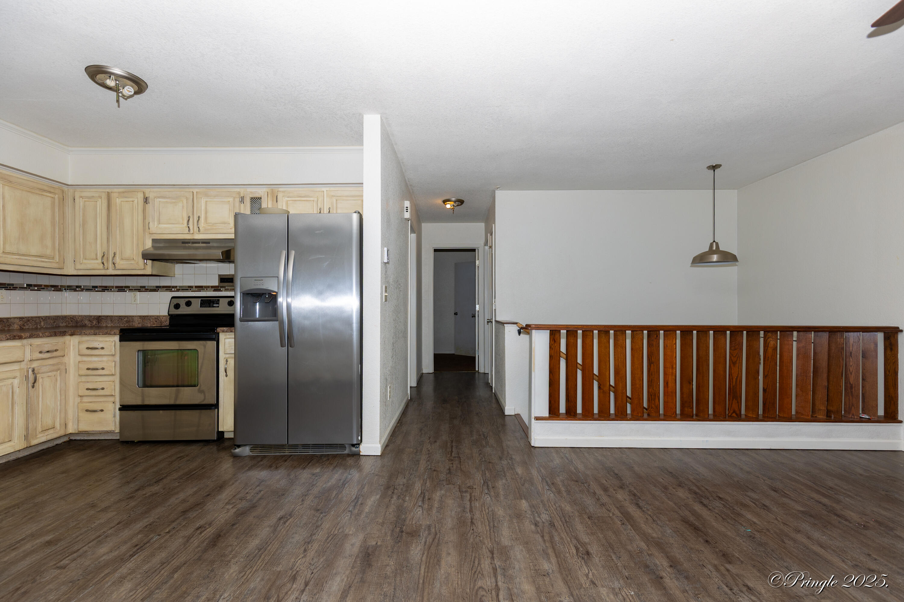 916 Kansas Street Property Photo 5