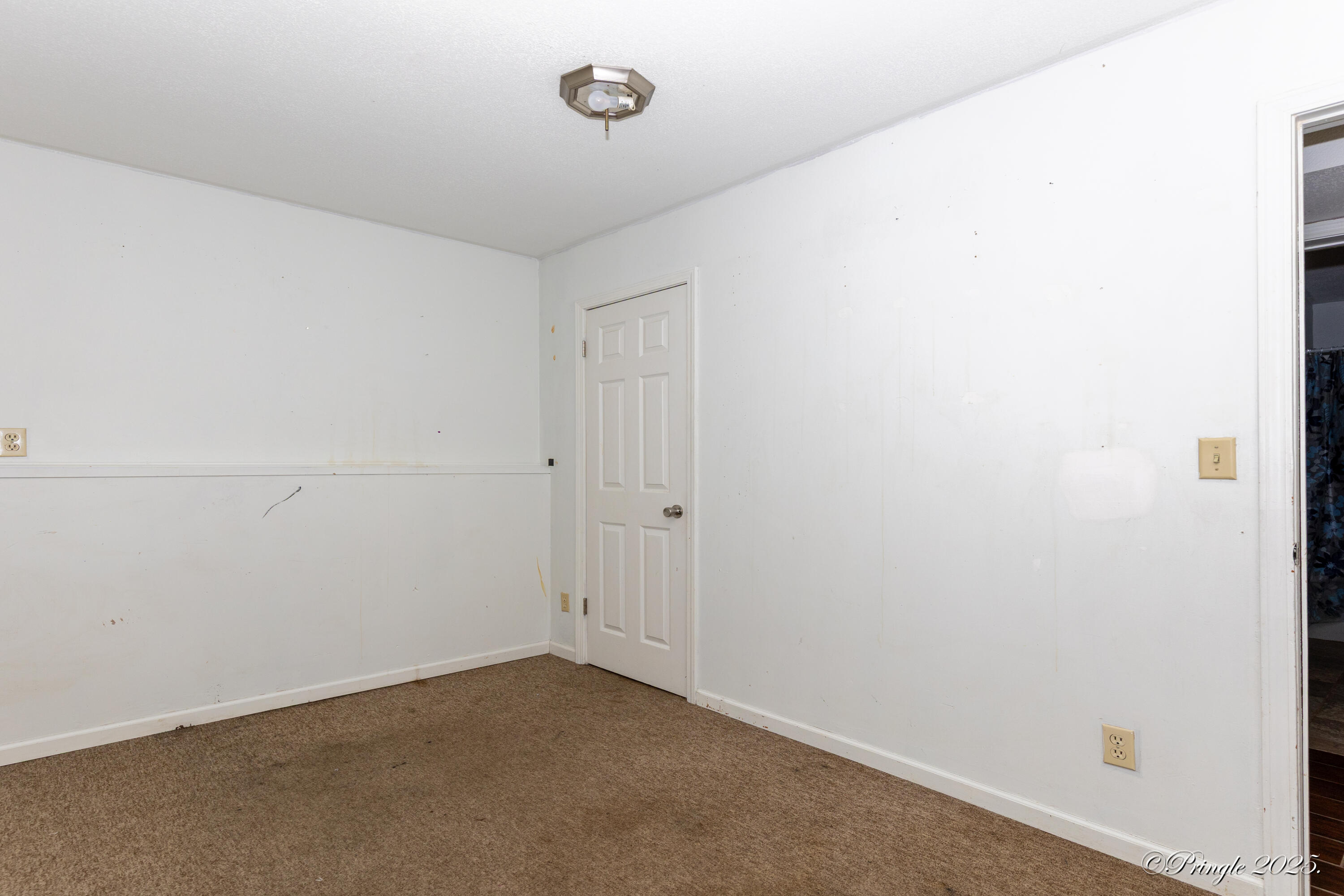 916 Kansas Street Property Photo 27