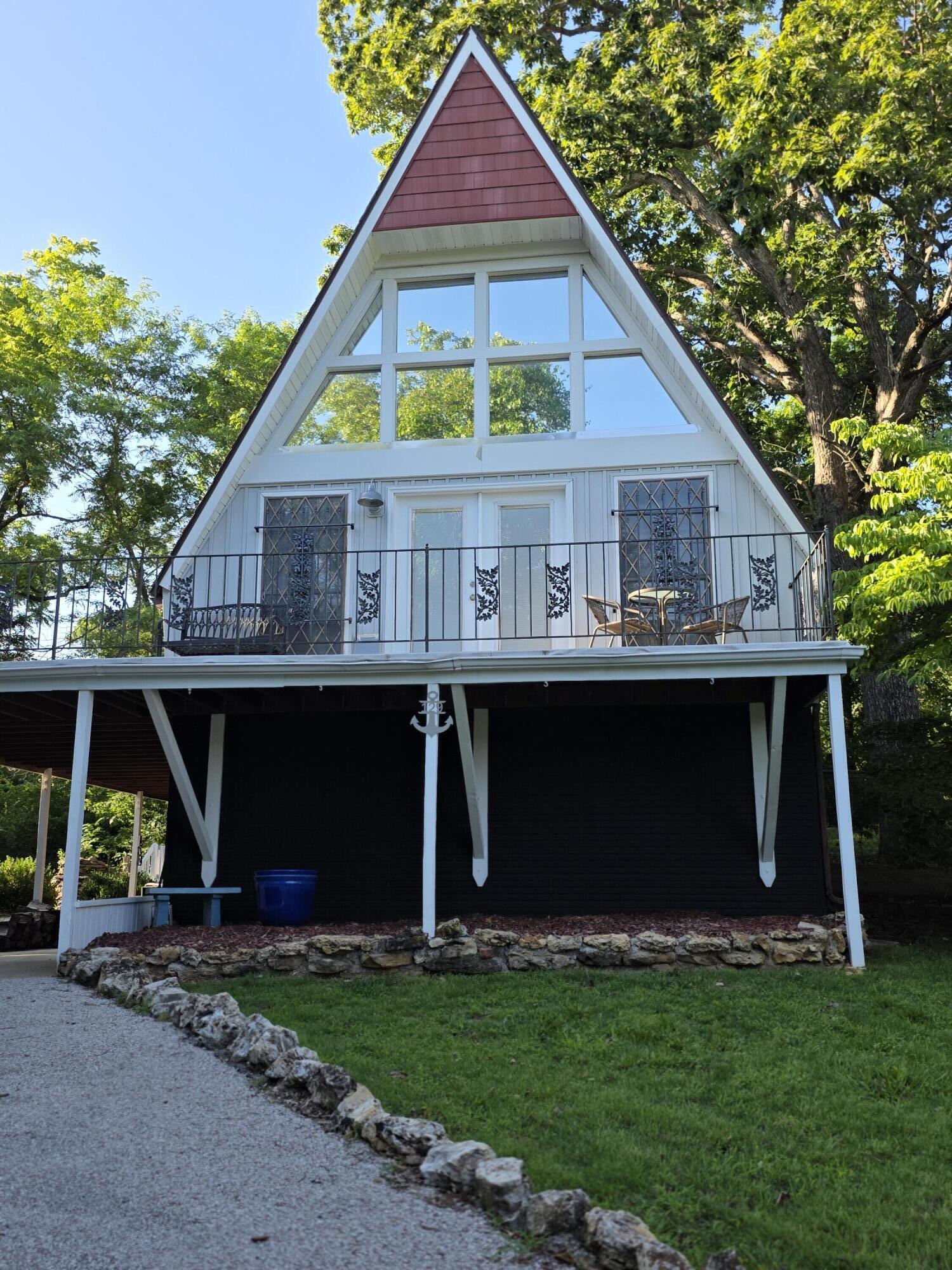 129 Memory Road Property Photo 1