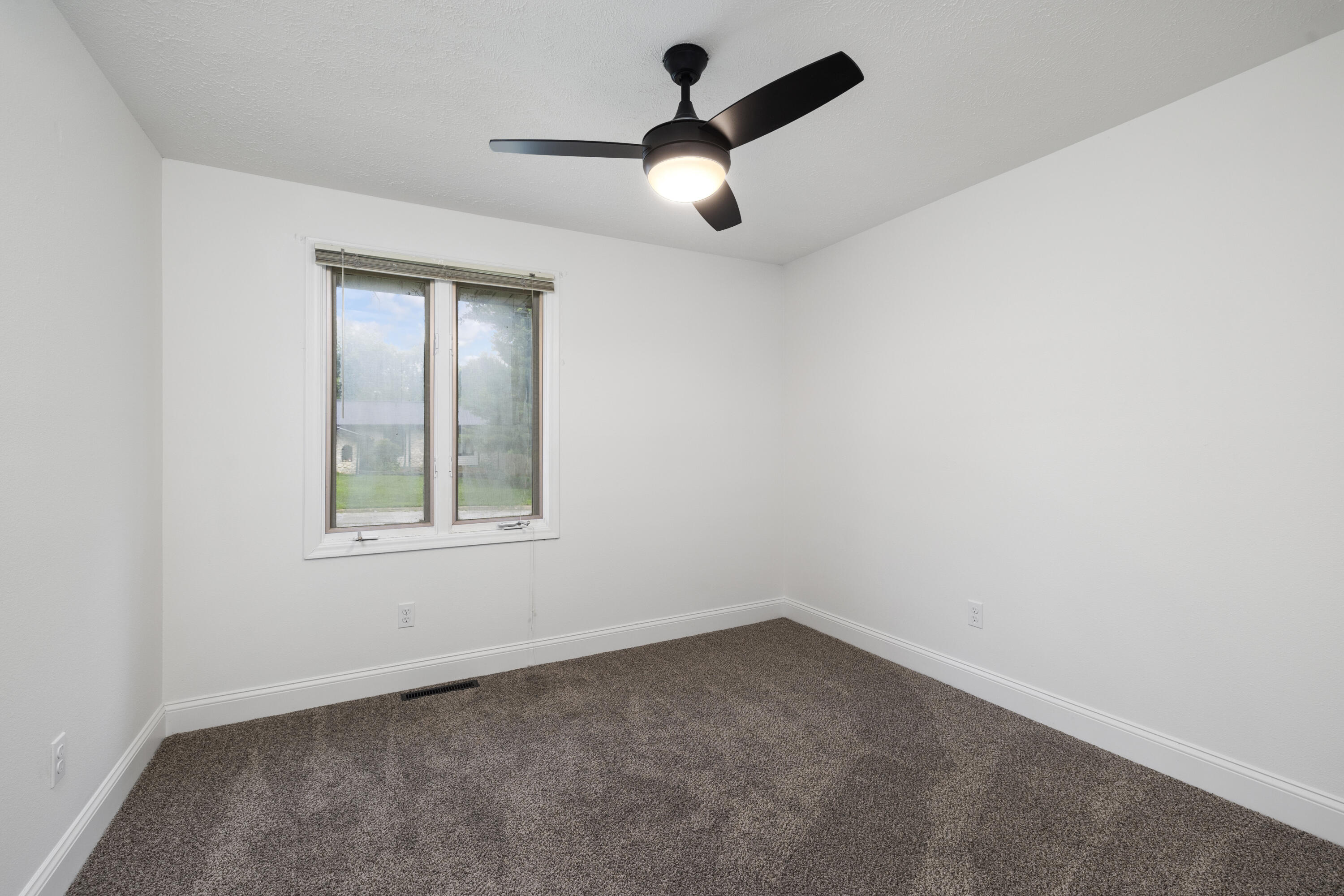 4959 South Mccann Avenue Property Photo 12