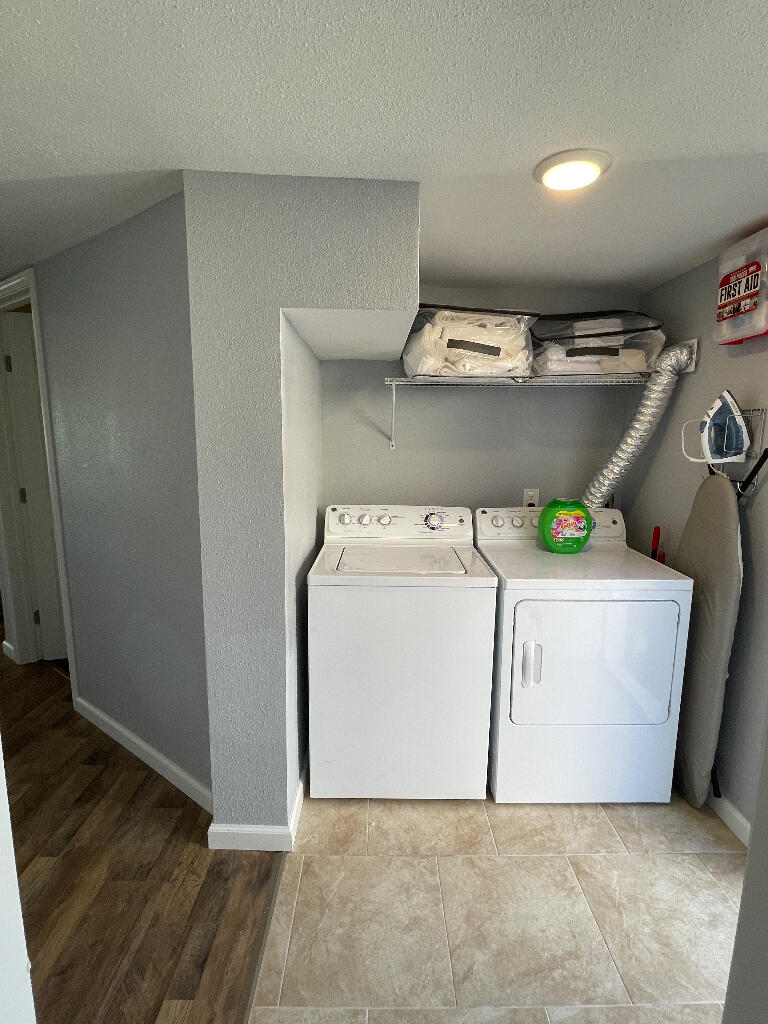 2254 North Travis Avenue Property Photo 17