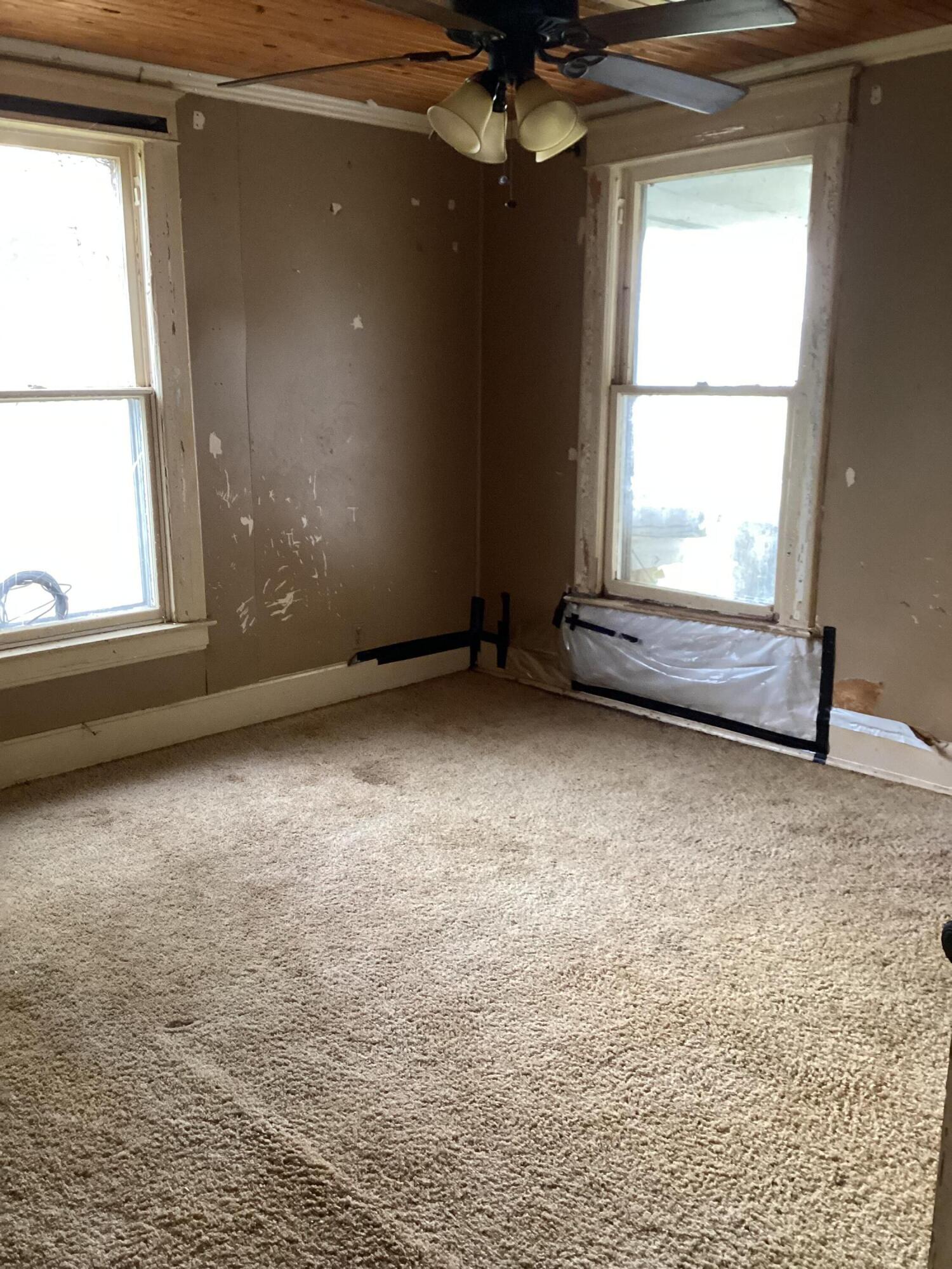 1231 West Main Street Property Photo 16
