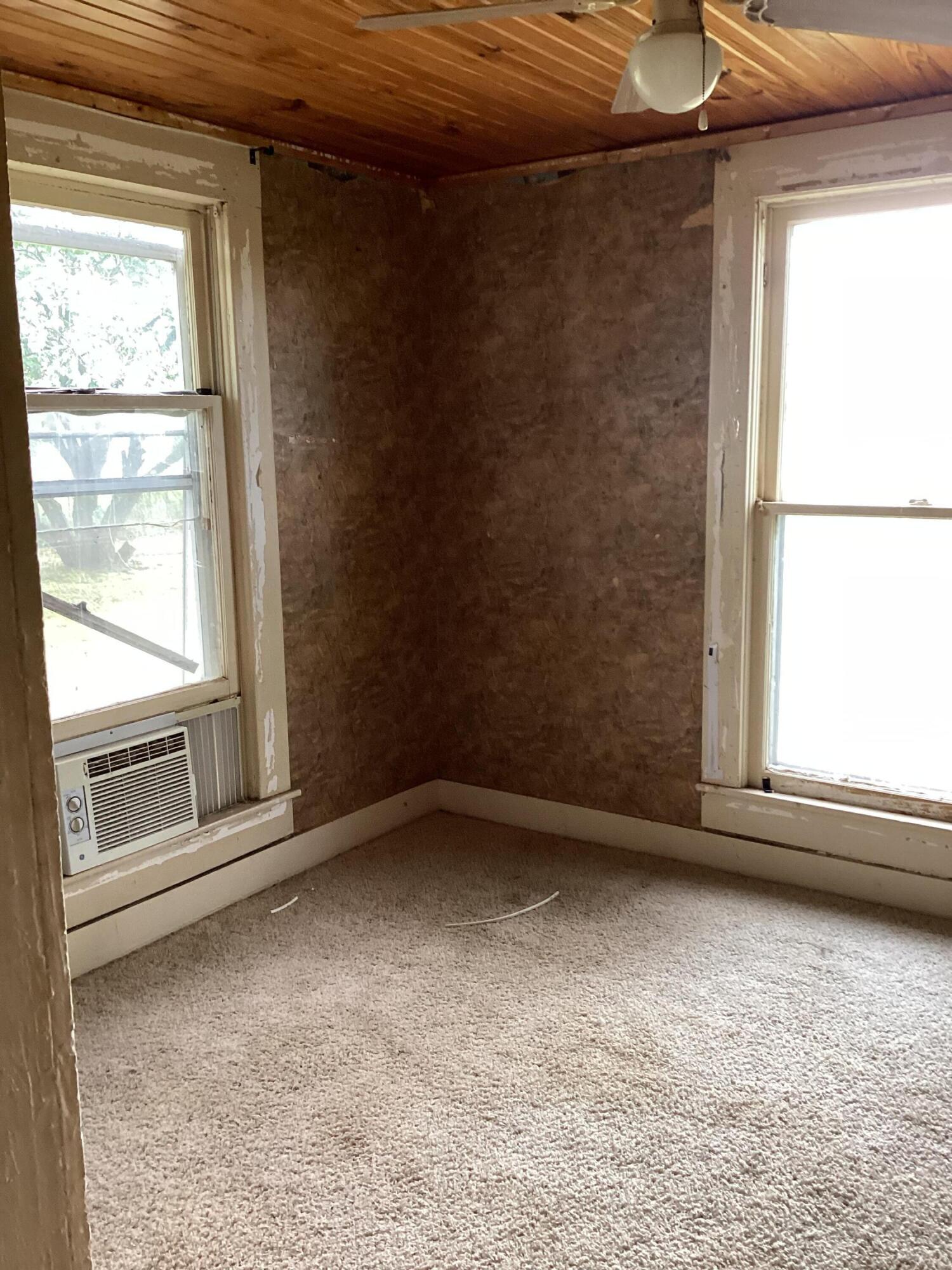 1231 West Main Street Property Photo 22