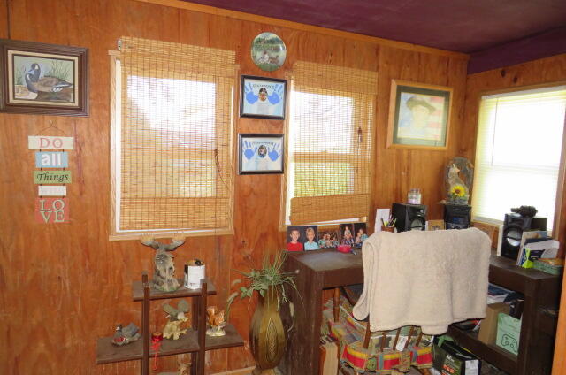 231 East Marshfield Street Property Photo 4
