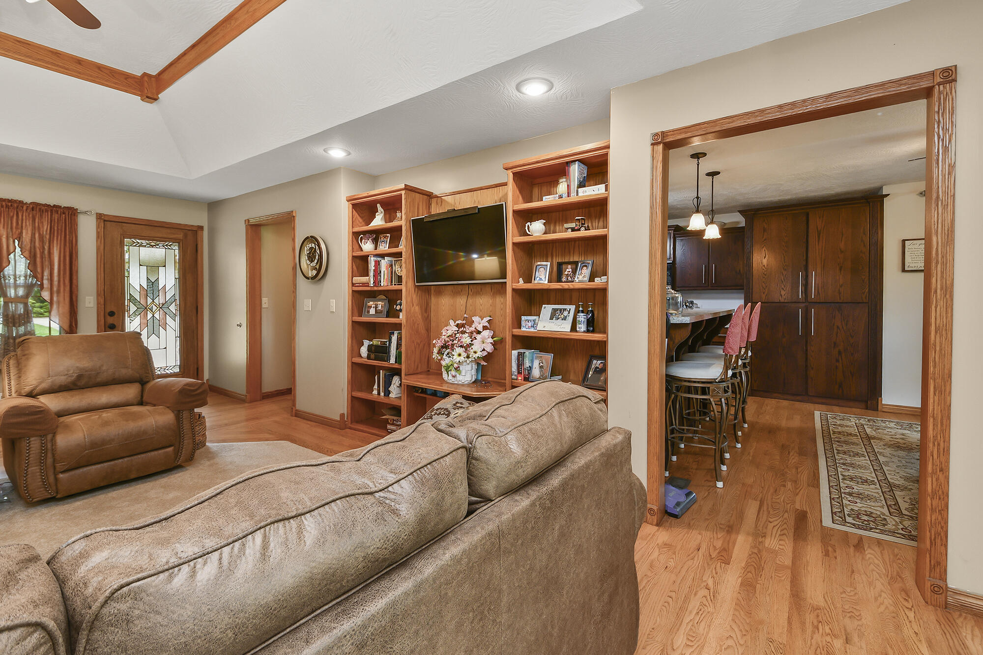 615 West Mchenry Avenue Property Photo 18