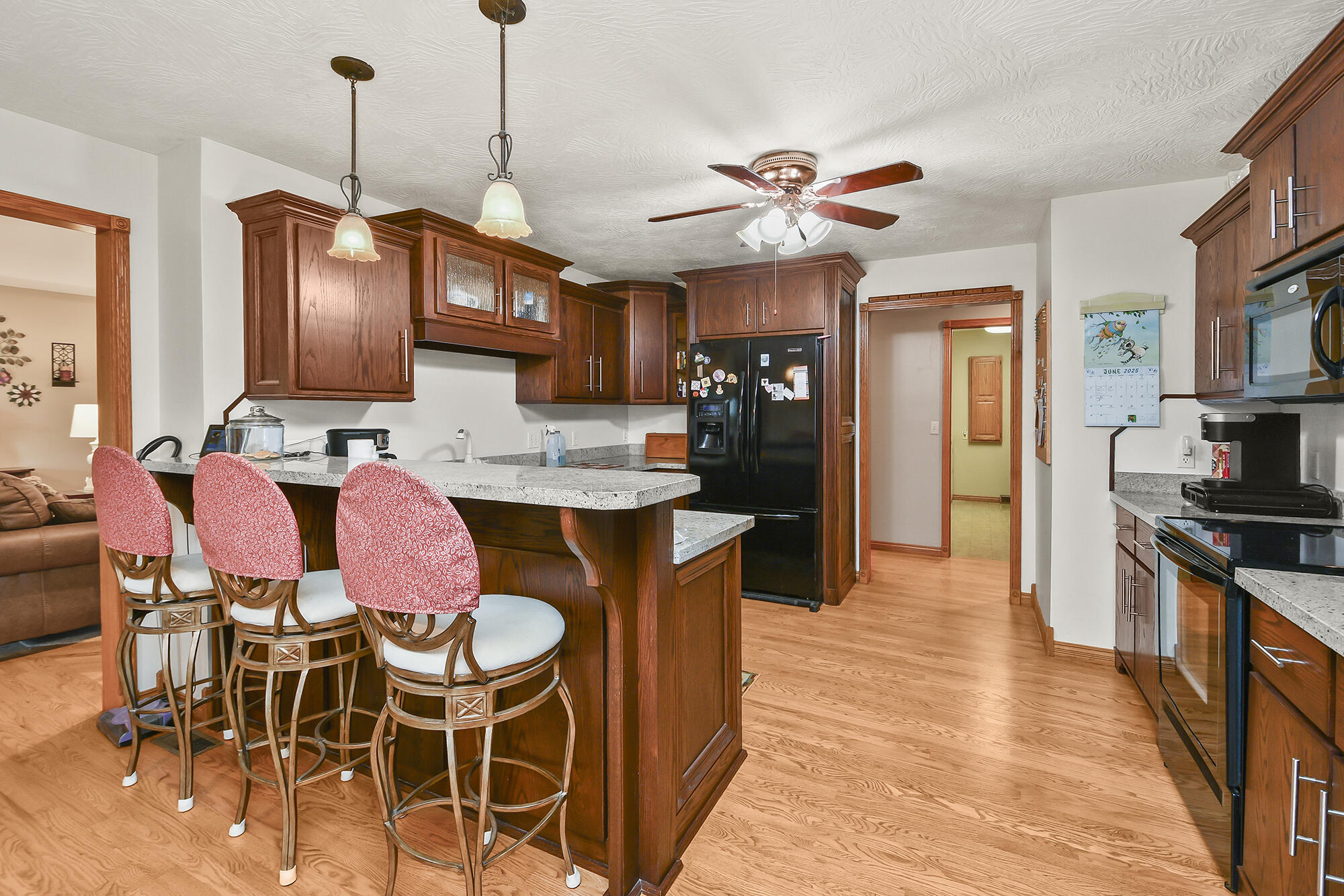 615 West Mchenry Avenue Property Photo 21