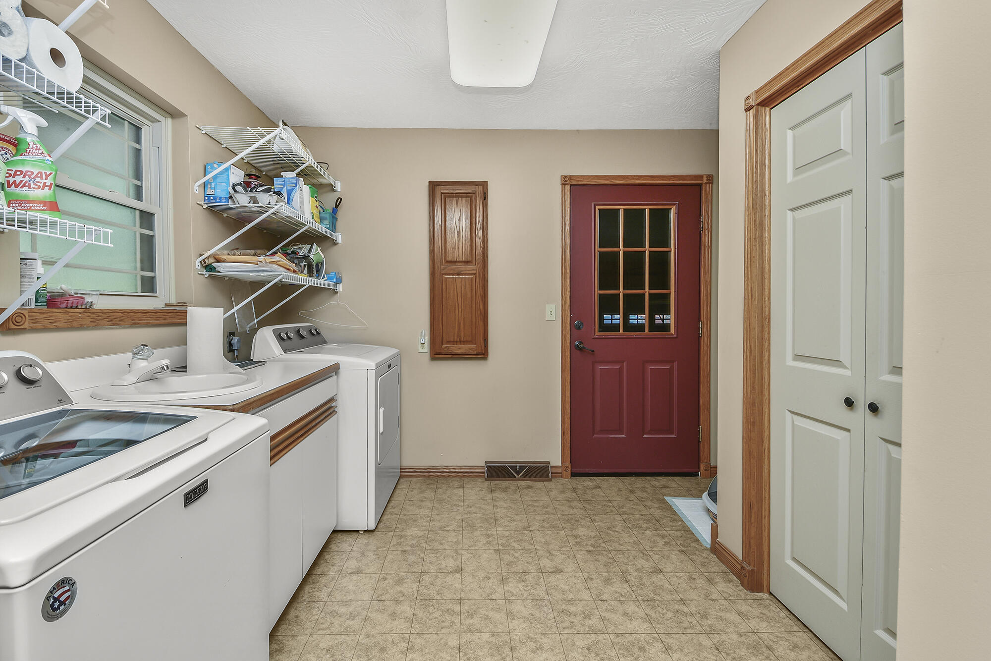 615 West Mchenry Avenue Property Photo 42