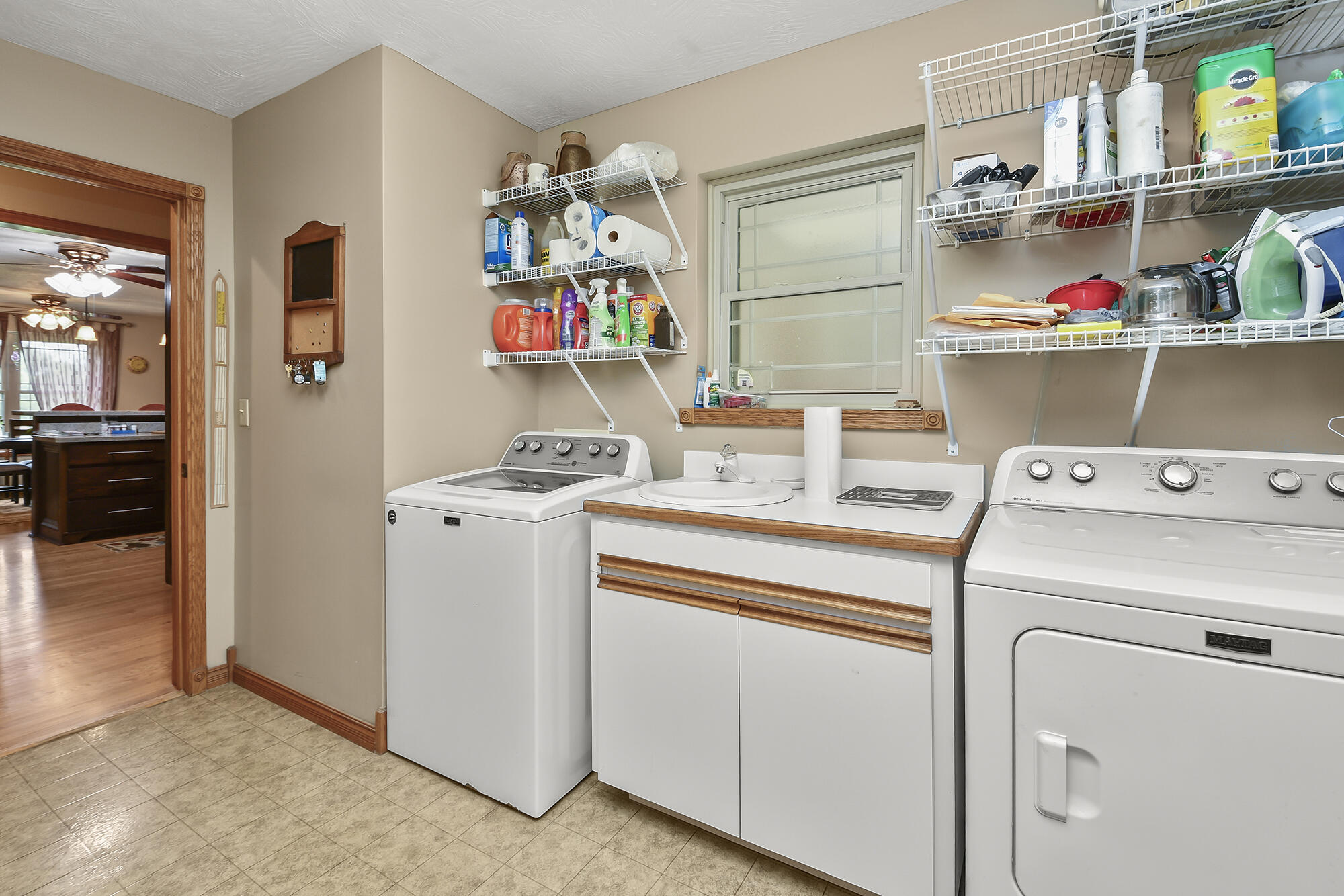 615 West Mchenry Avenue Property Photo 43