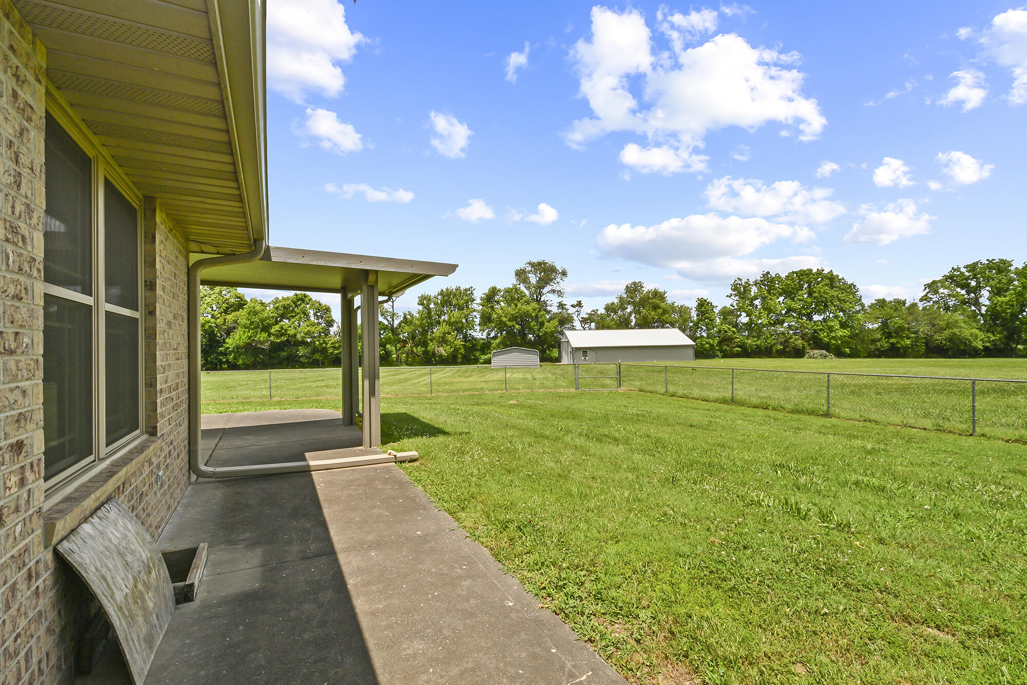615 West Mchenry Avenue Property Photo 48