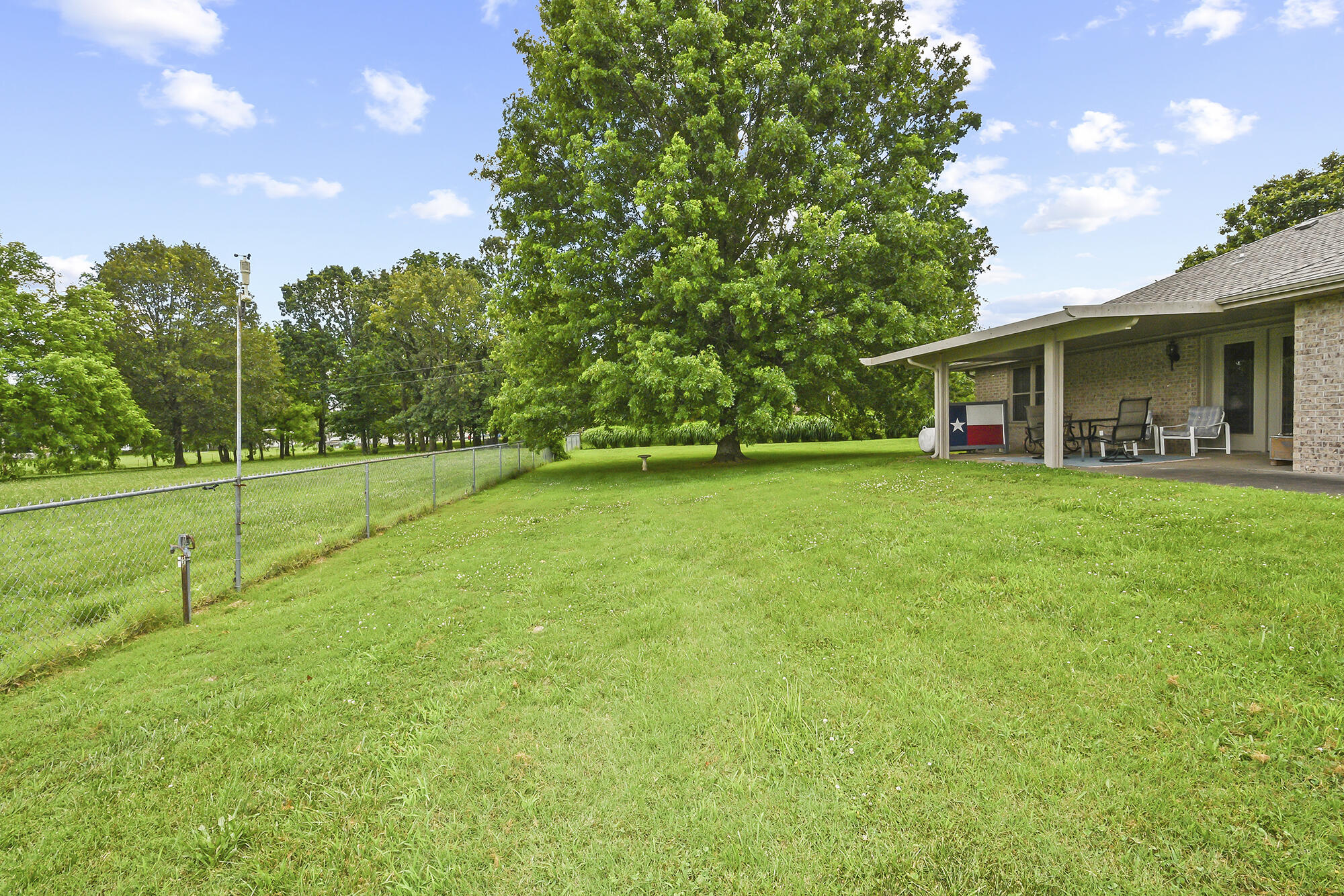 615 West Mchenry Avenue Property Photo 49