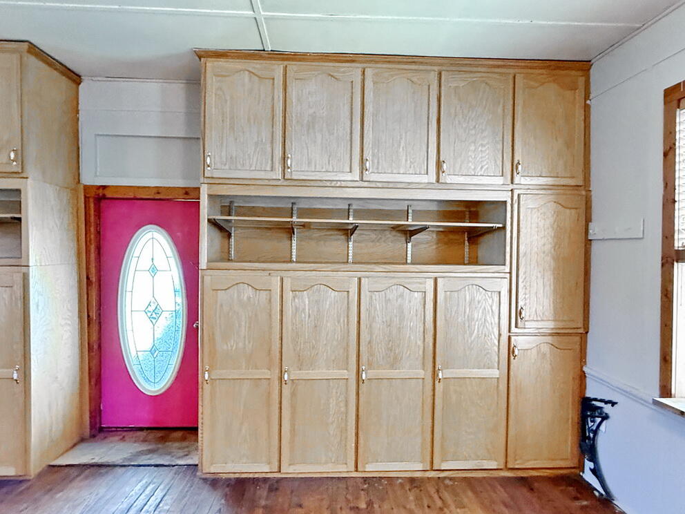 30011 East Fairview Road Property Photo 10