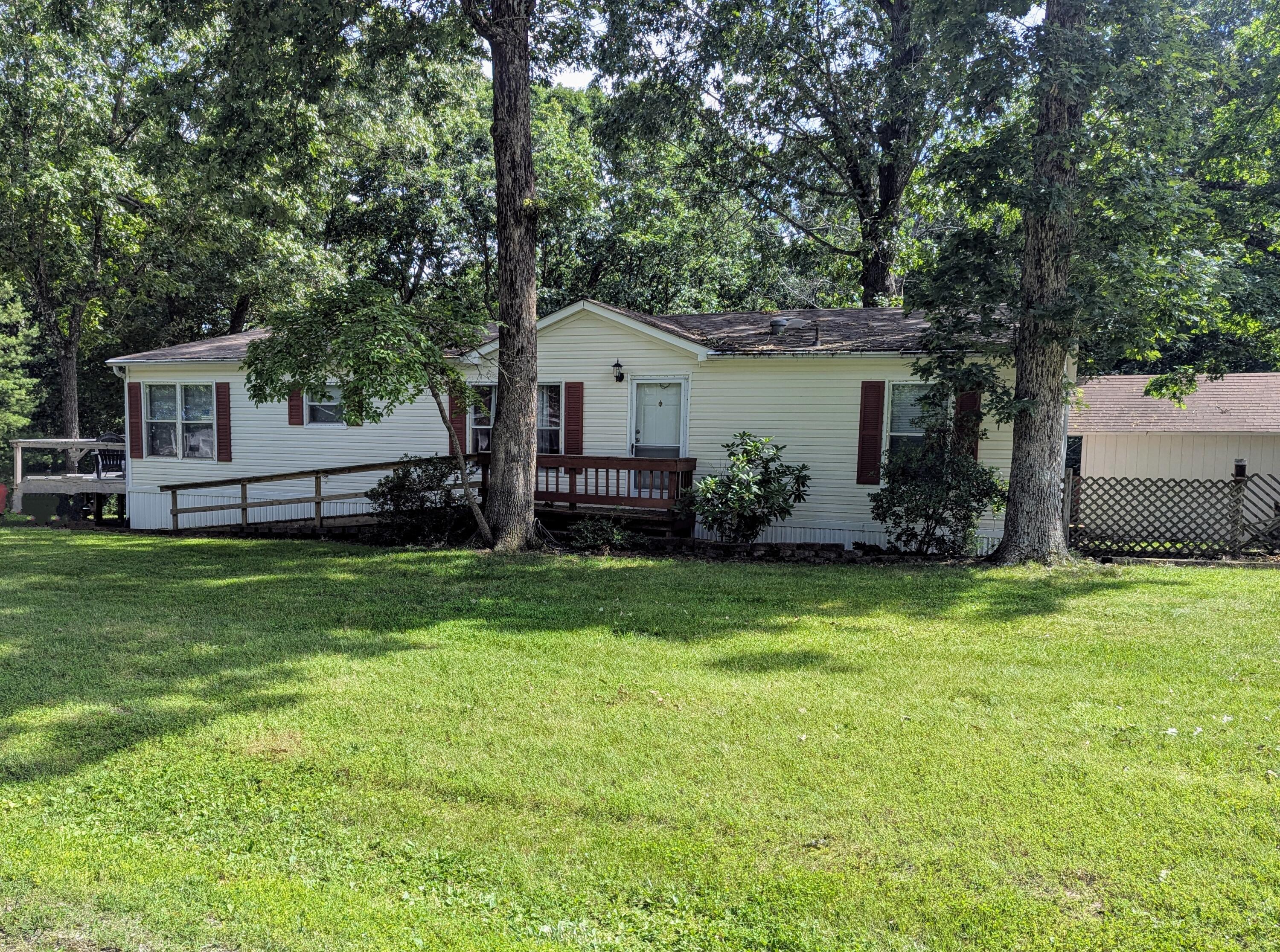 186 Hillbilly Drive Property Photo 1