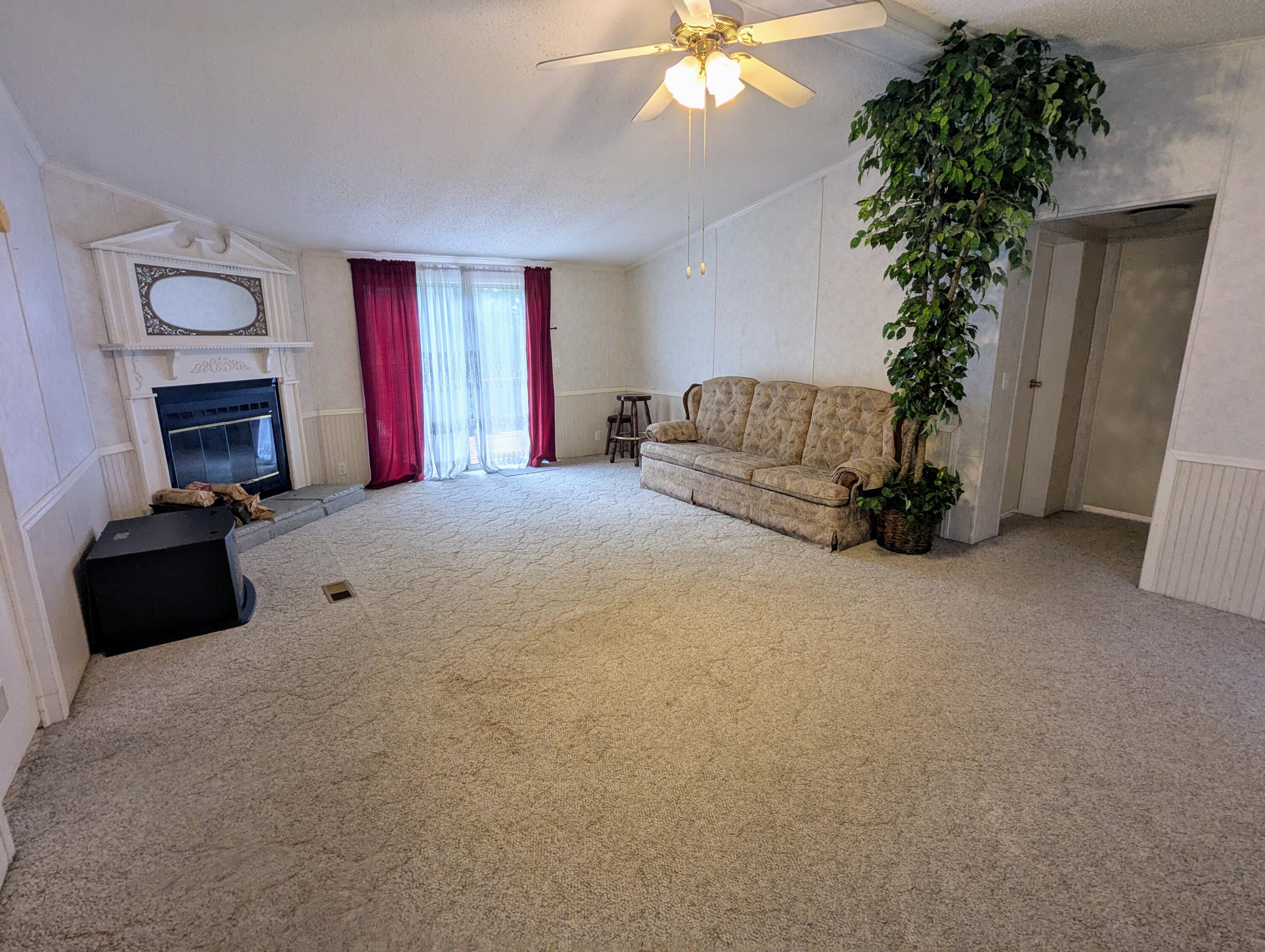 186 Hillbilly Drive Property Photo 15