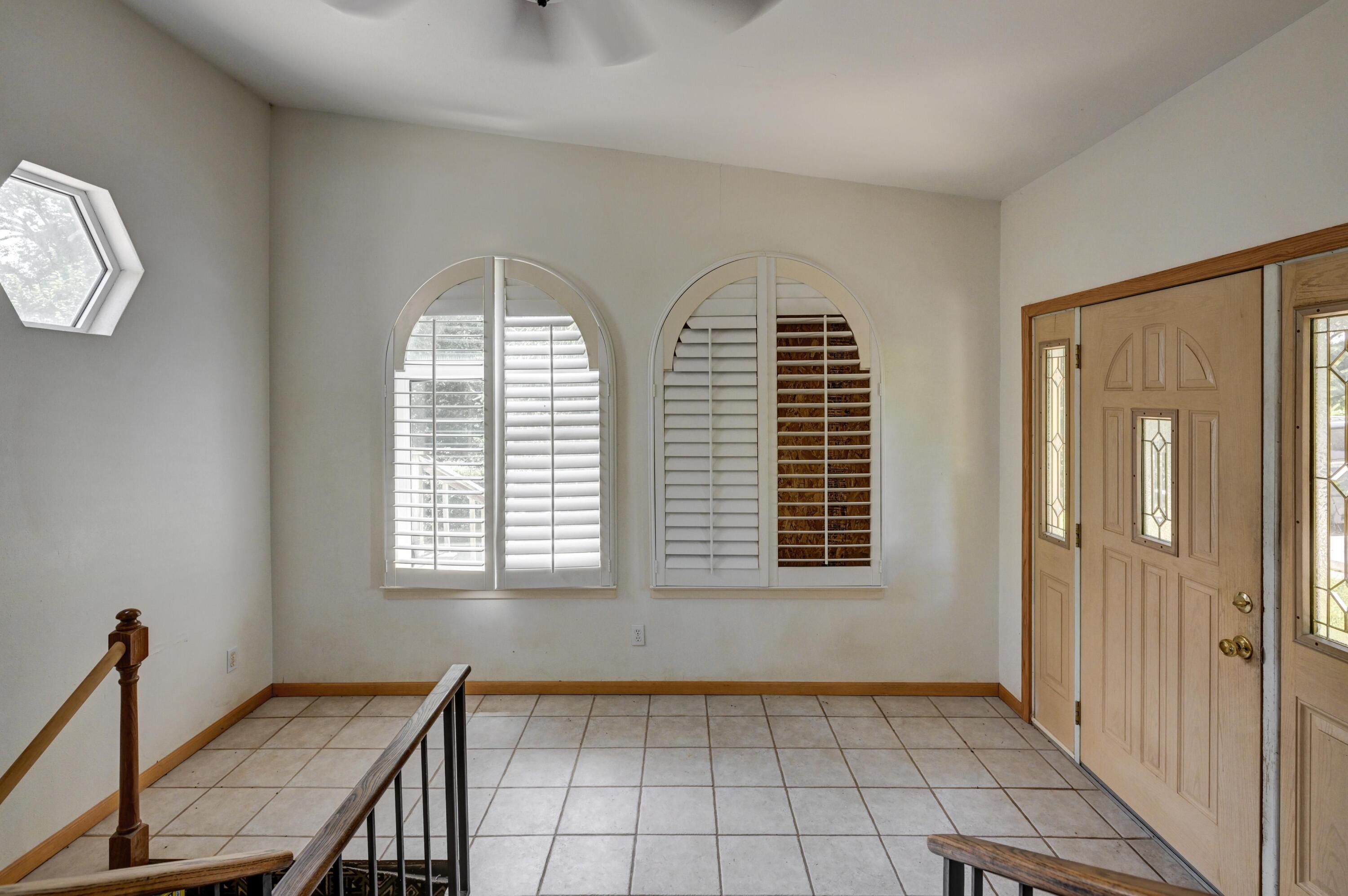 19107 Fir Road Property Photo 11
