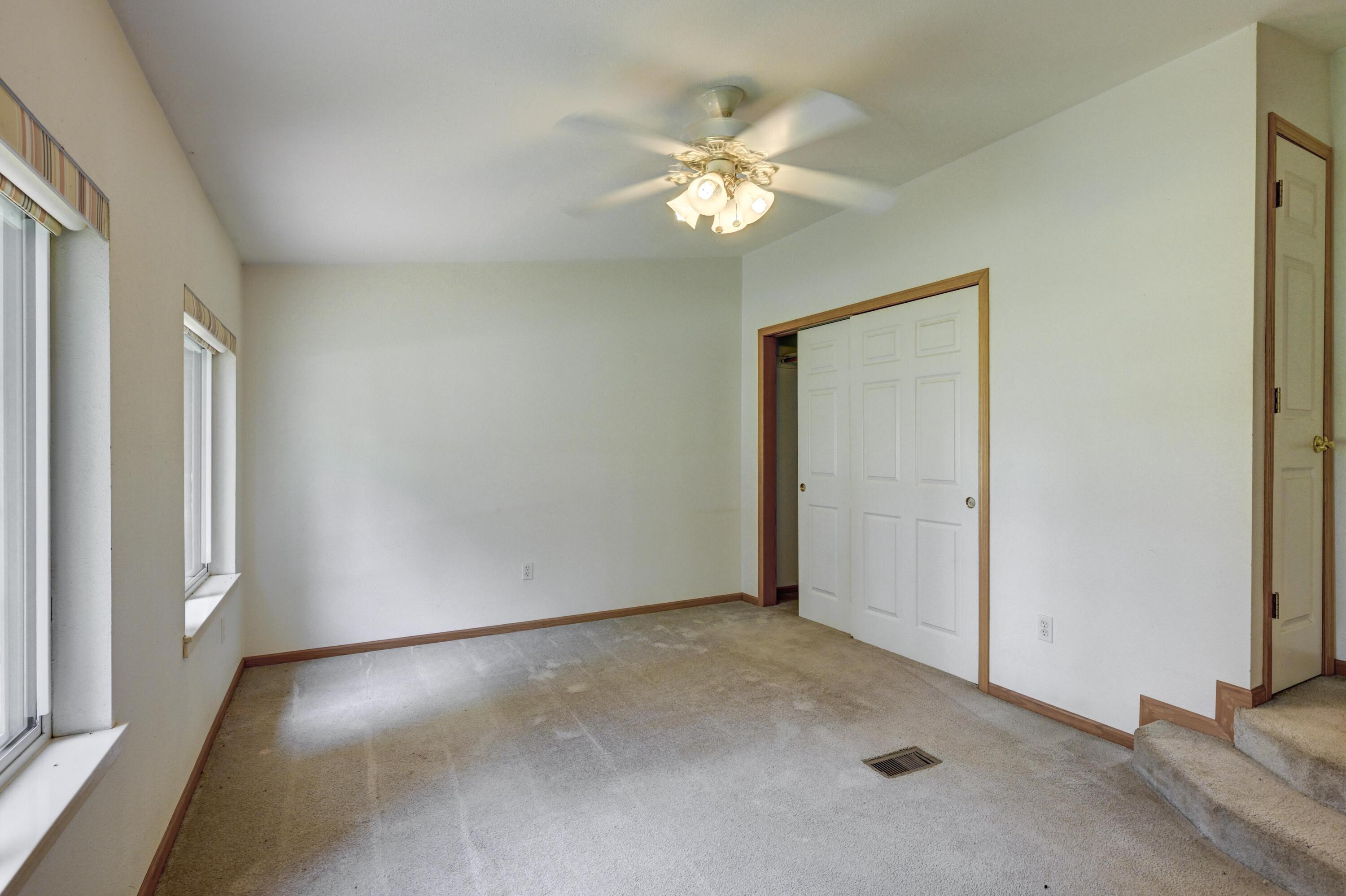 19107 Fir Road Property Photo 20