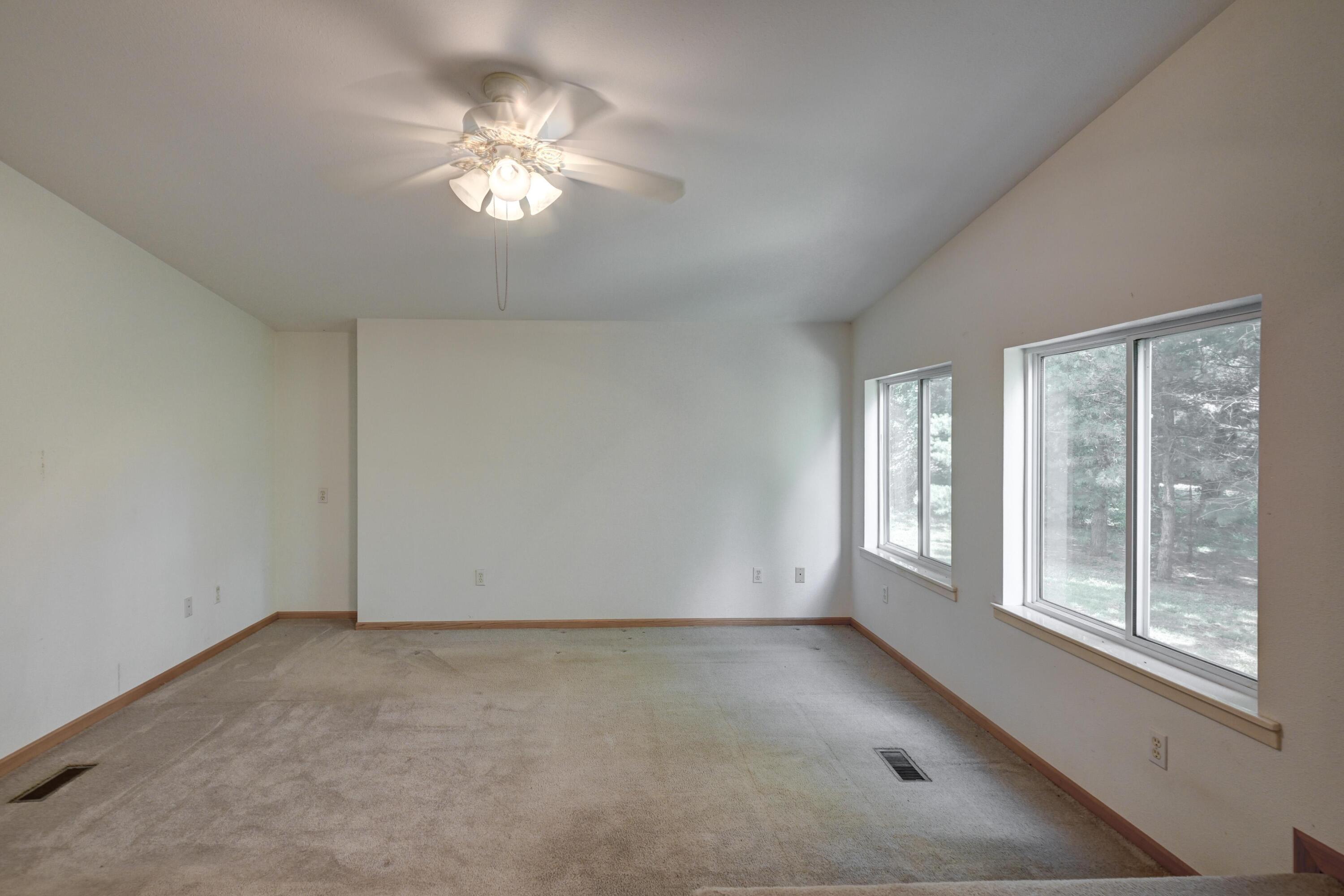 19107 Fir Road Property Photo 26