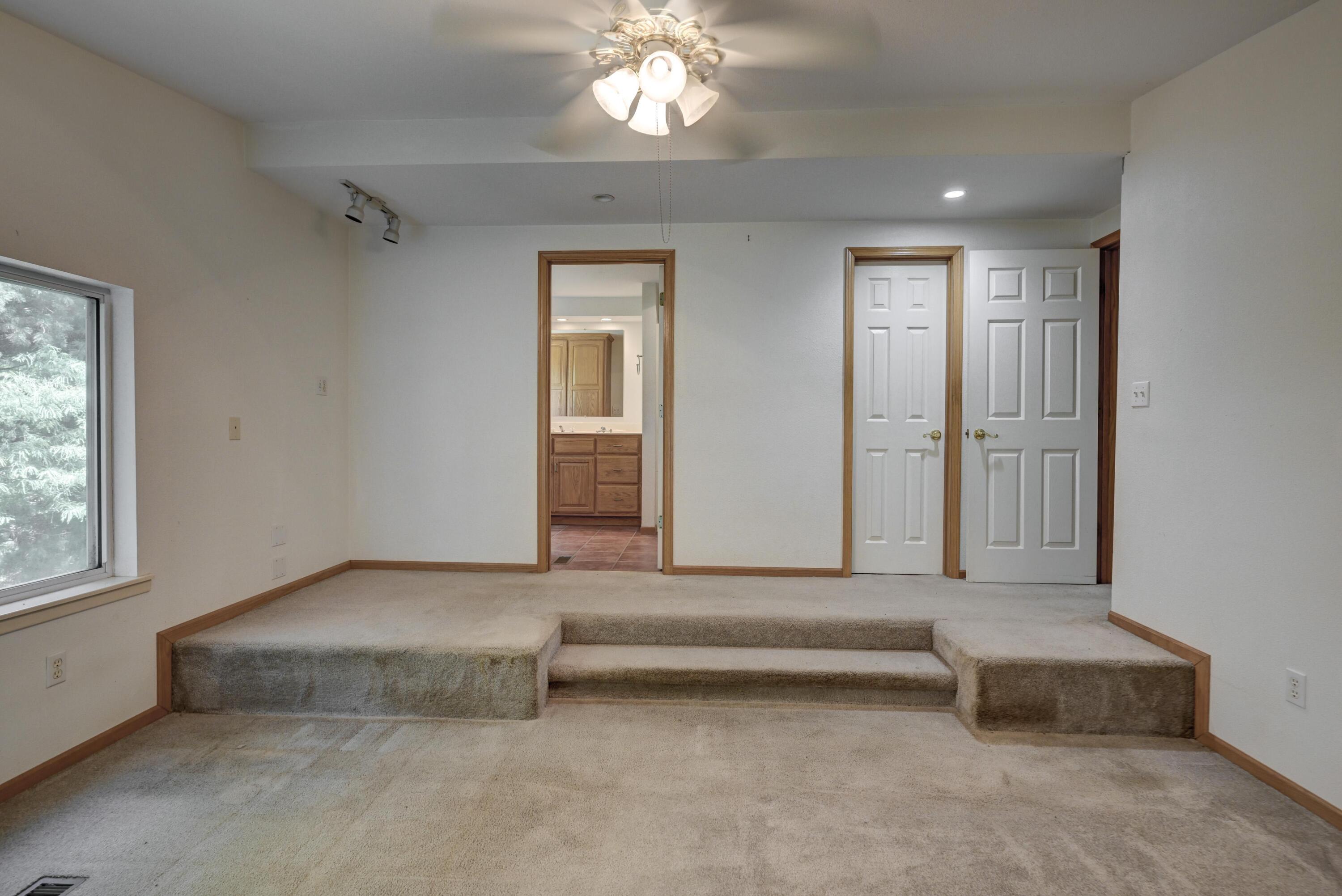 19107 Fir Road Property Photo 28