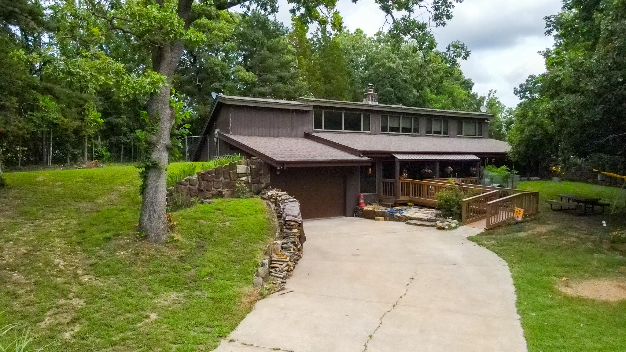 606 West Kosciusko Property Photo 1