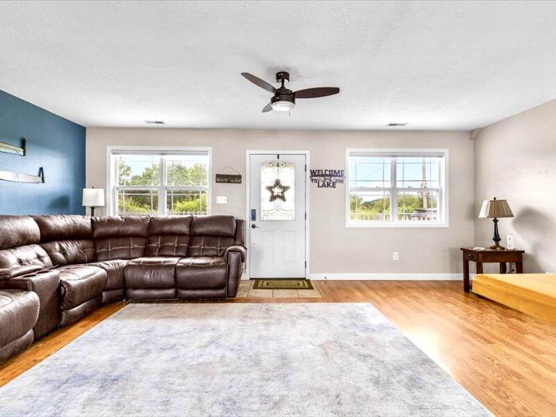 367 Flagstone Road Property Photo 10