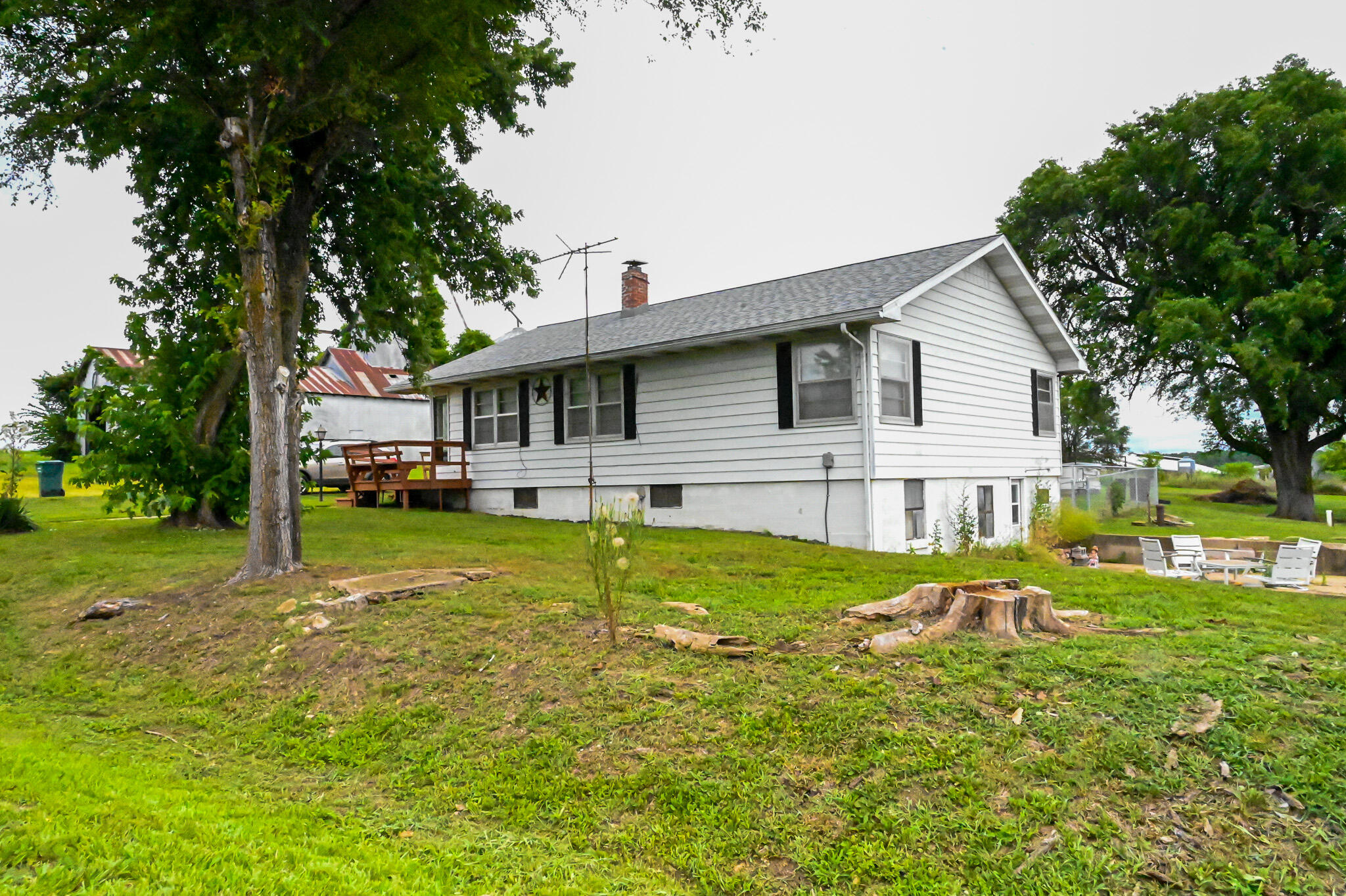 24155 Hwy Aa Property Photo 3