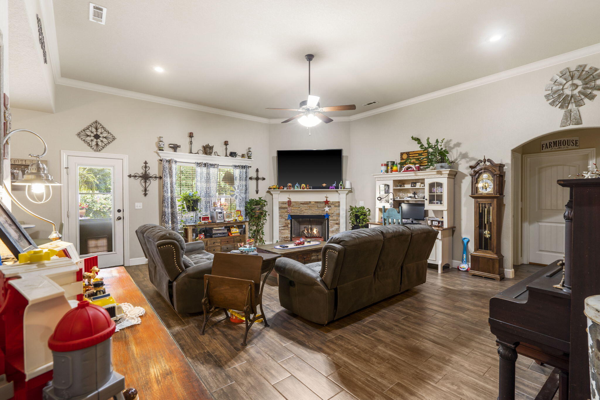 626 Choate Place Circle Property Photo 11
