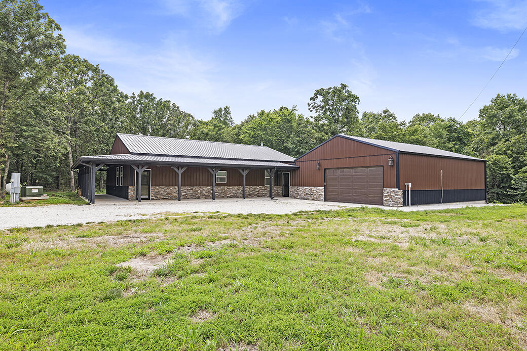 4095 Jasmine Drive Property Photo 1