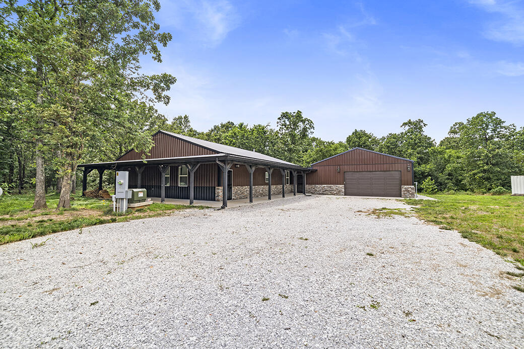 4095 Jasmine Drive Property Photo 3