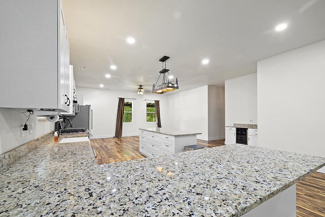 4095 Jasmine Drive Property Photo 12