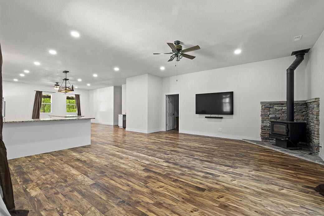 4095 Jasmine Drive Property Photo 15