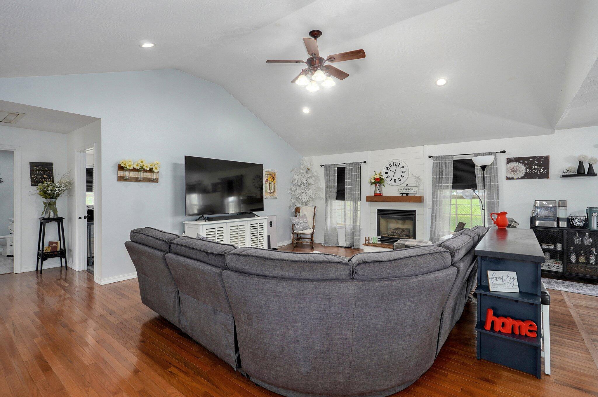 180 Forgey Lane Property Photo 7