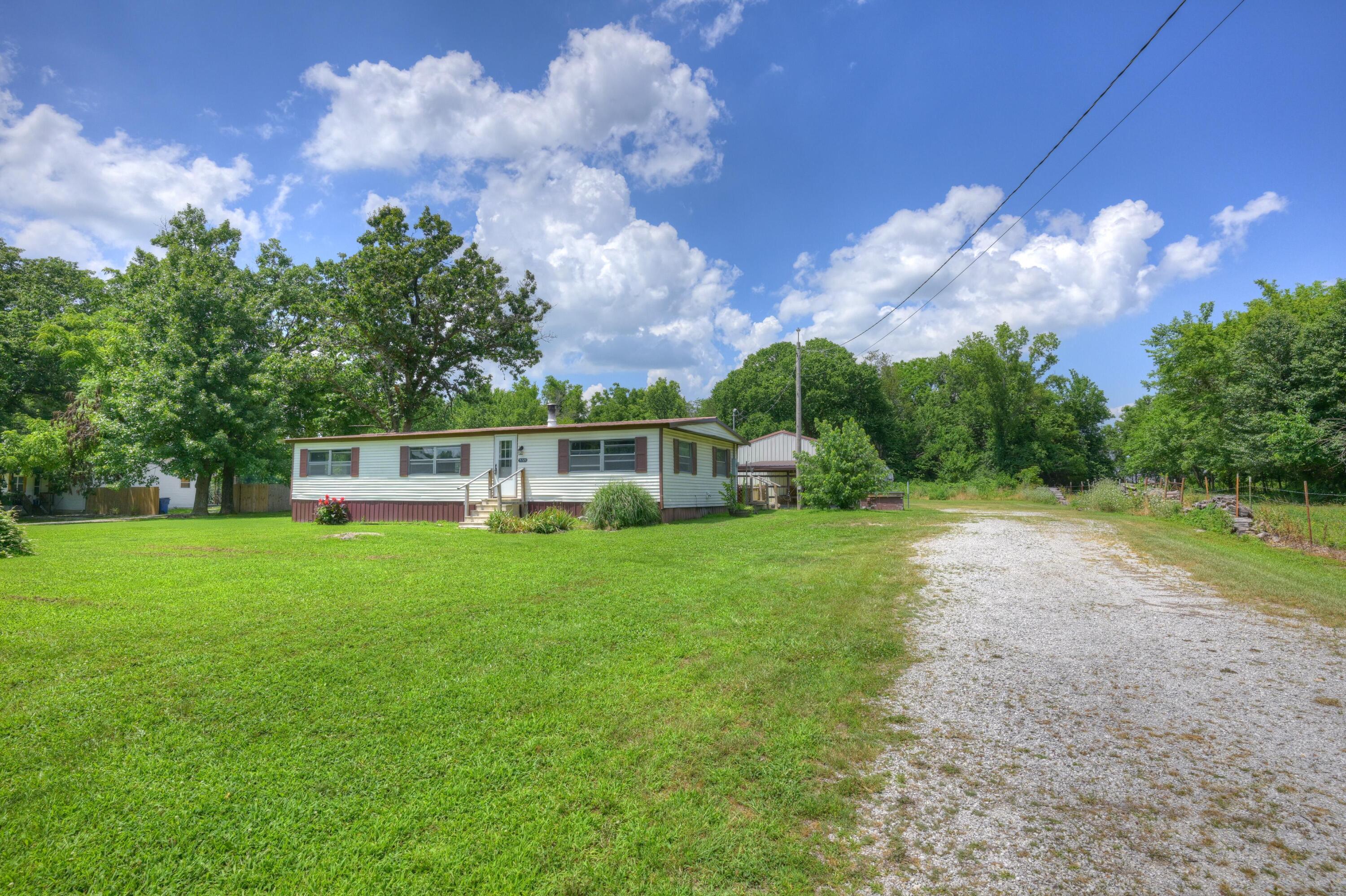 9721 Elm Road Property Photo 1