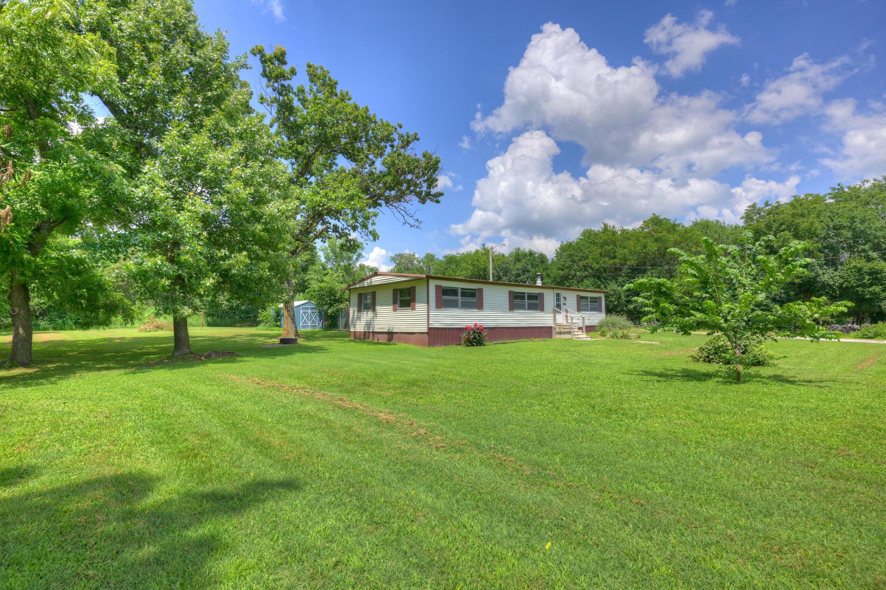 9721 Elm Road Property Photo 3